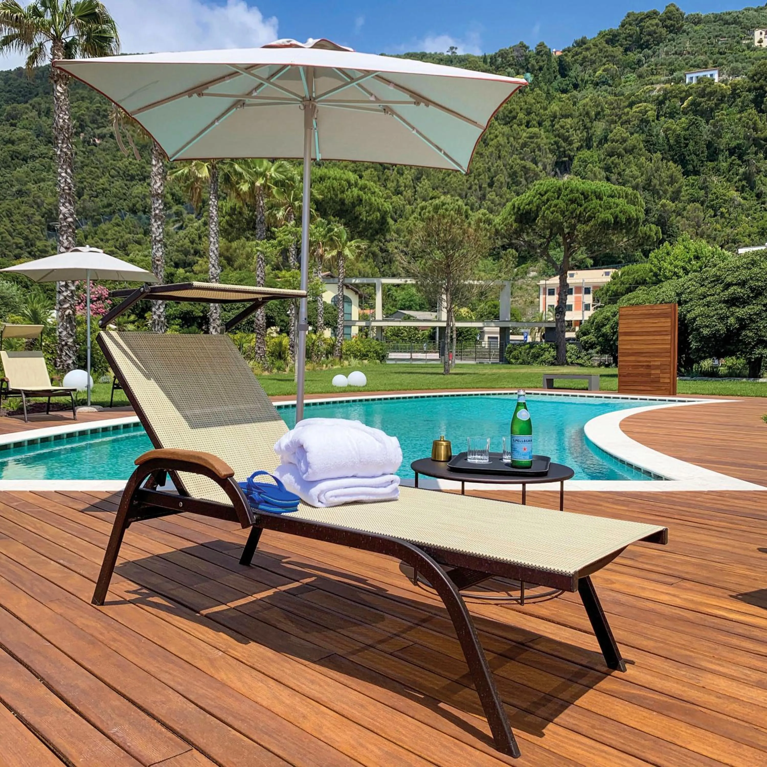 Swimming pool in Grand Hotel Torre Fara