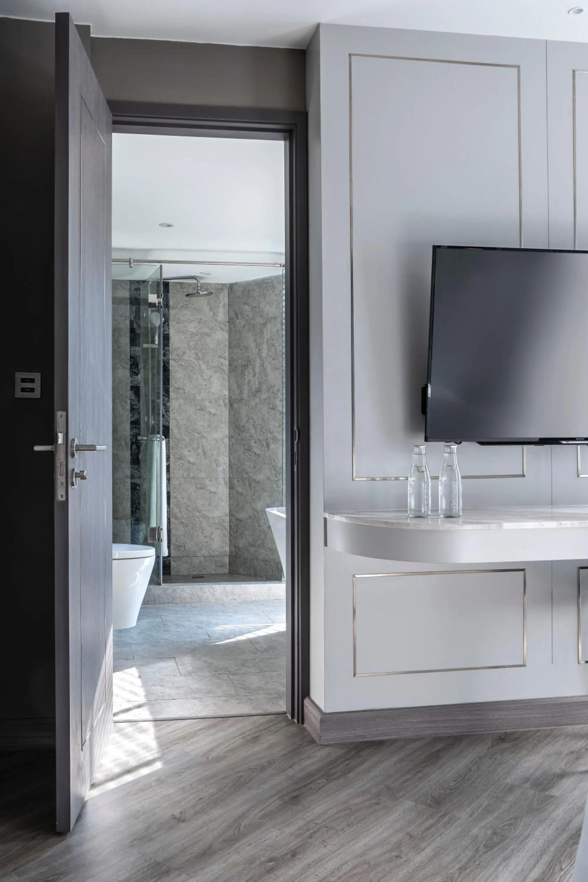 towels in The Quartier Hotel Phromphong - Thonglor