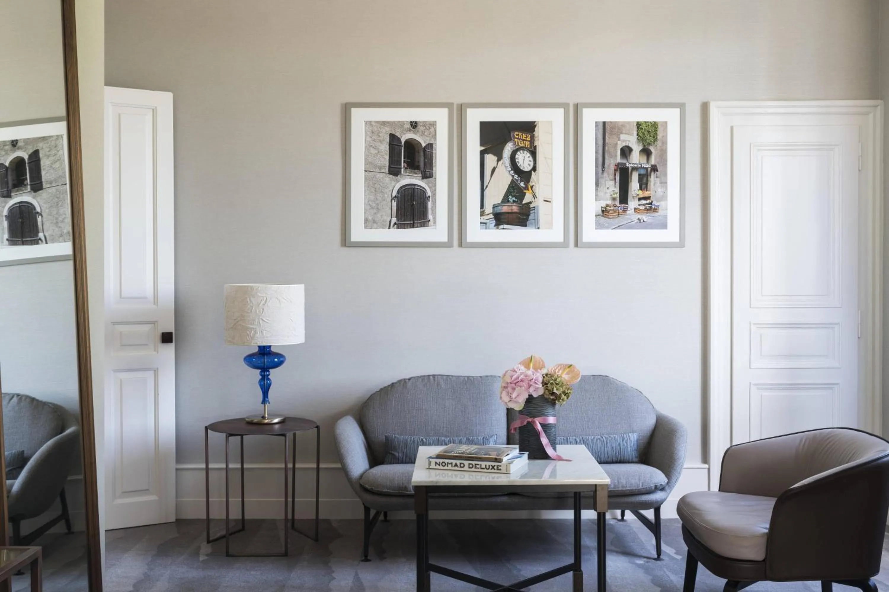 Photo of the whole room in The Ritz-Carlton Hotel de la Paix, Geneva