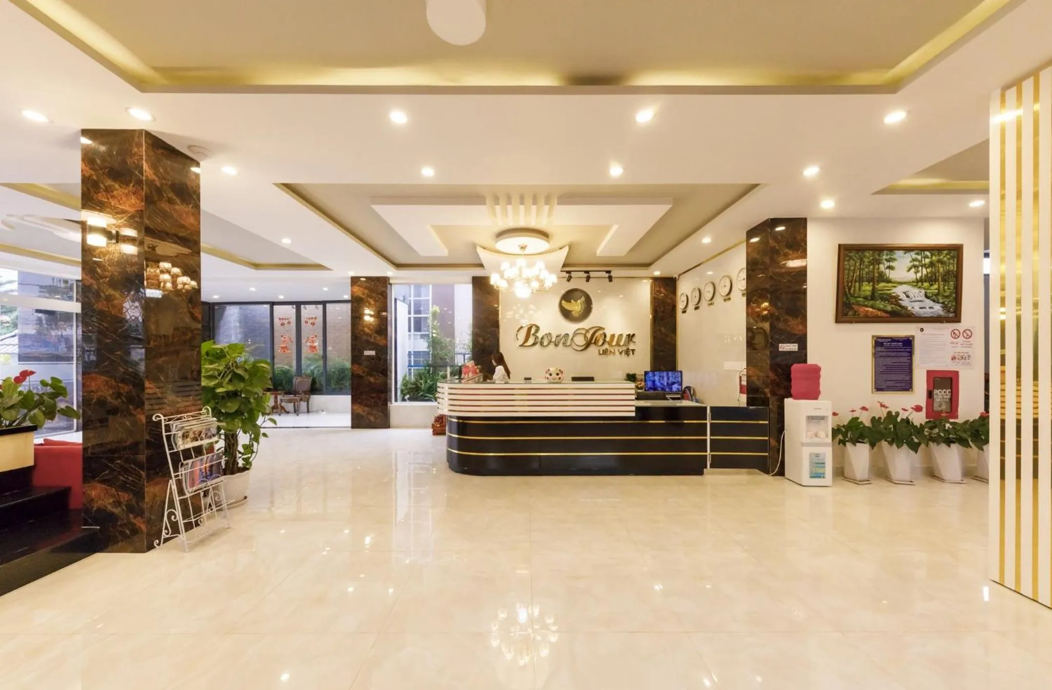 Lobby or reception in Bonjour Da Lat Hotel