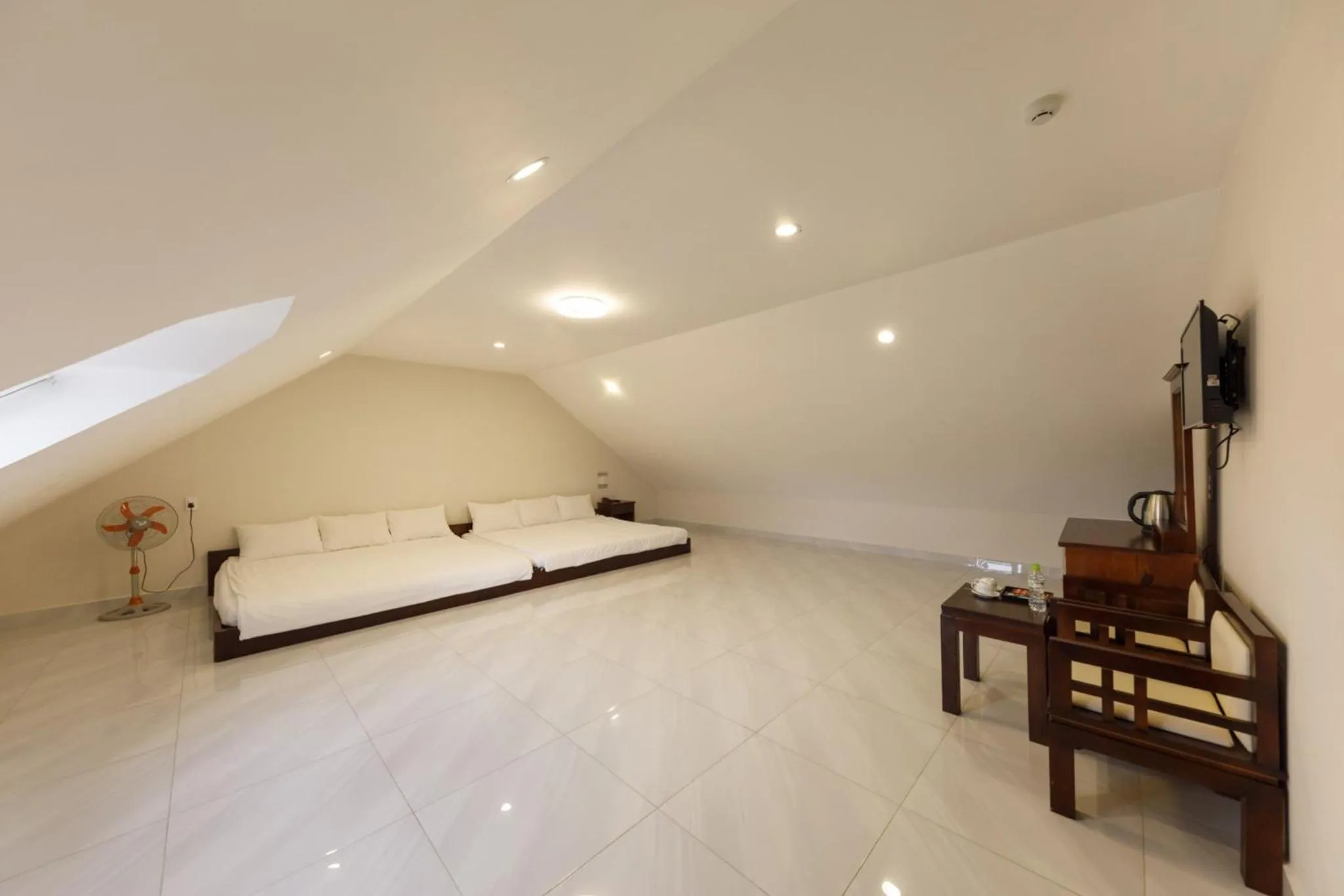 Bed in Bonjour Da Lat Hotel