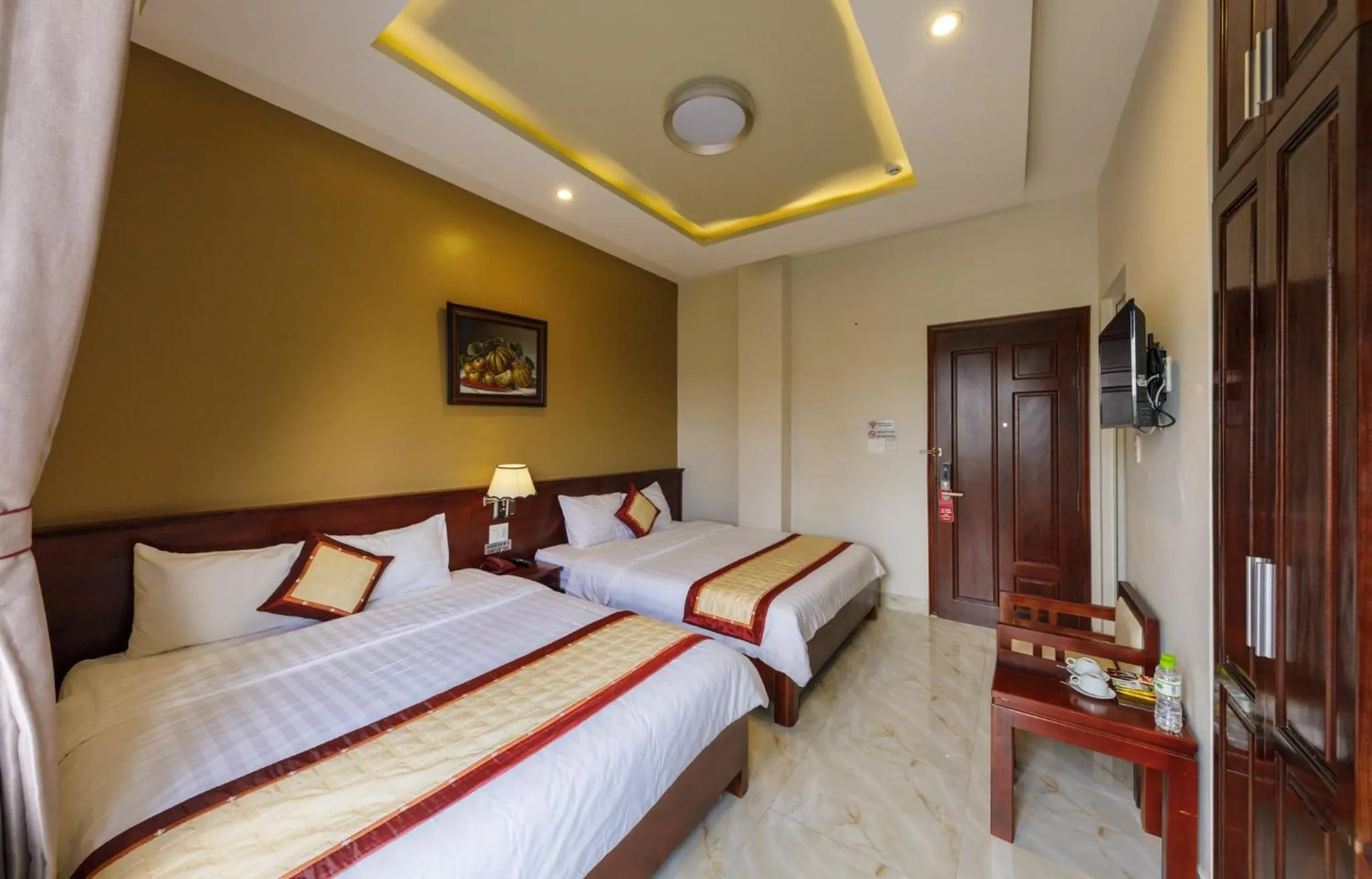 View (from property/room), Bed in Bonjour Da Lat Hotel