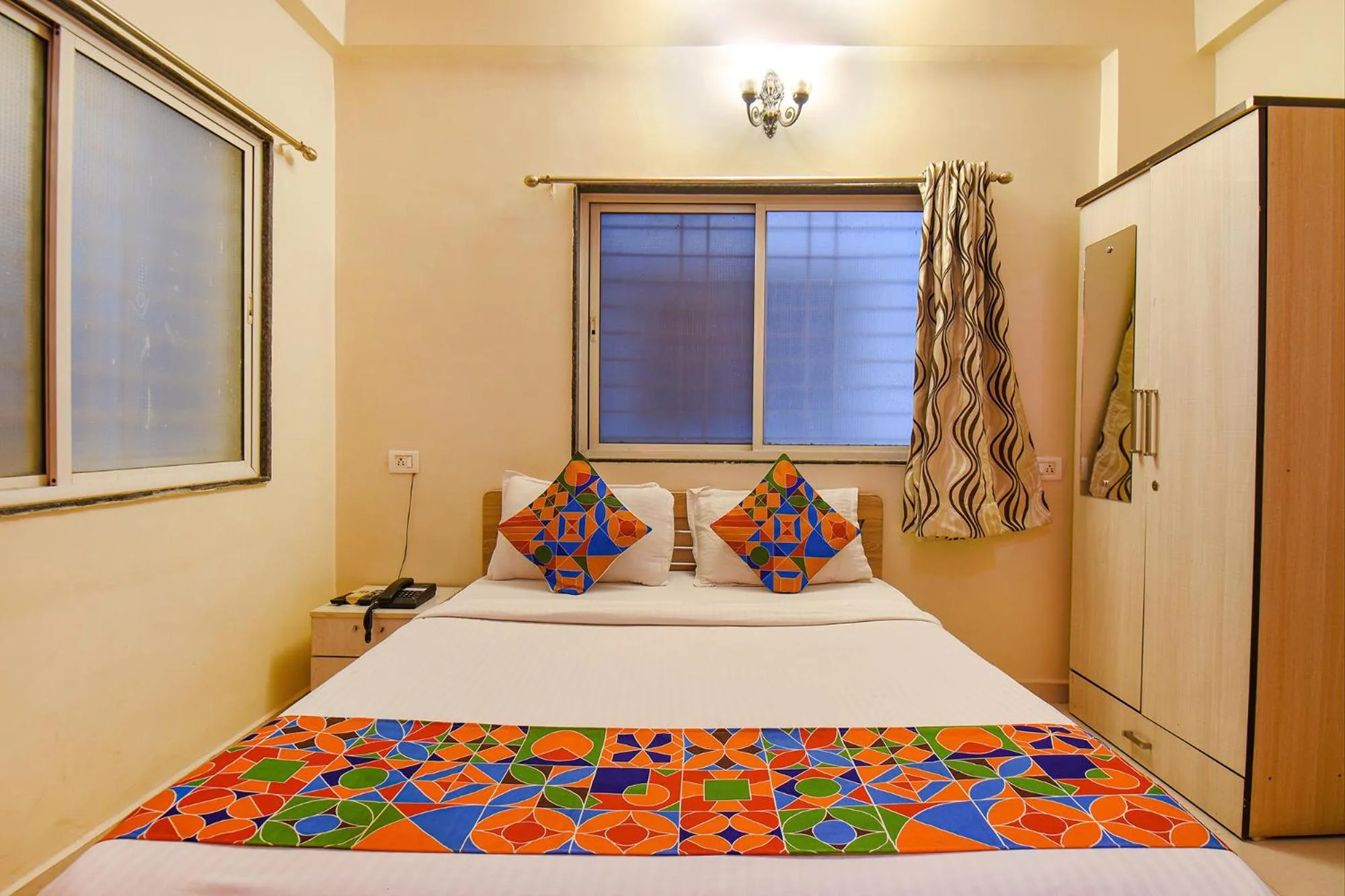 Bed in FabHotel 4 Star Executive - Nr World Trade Center