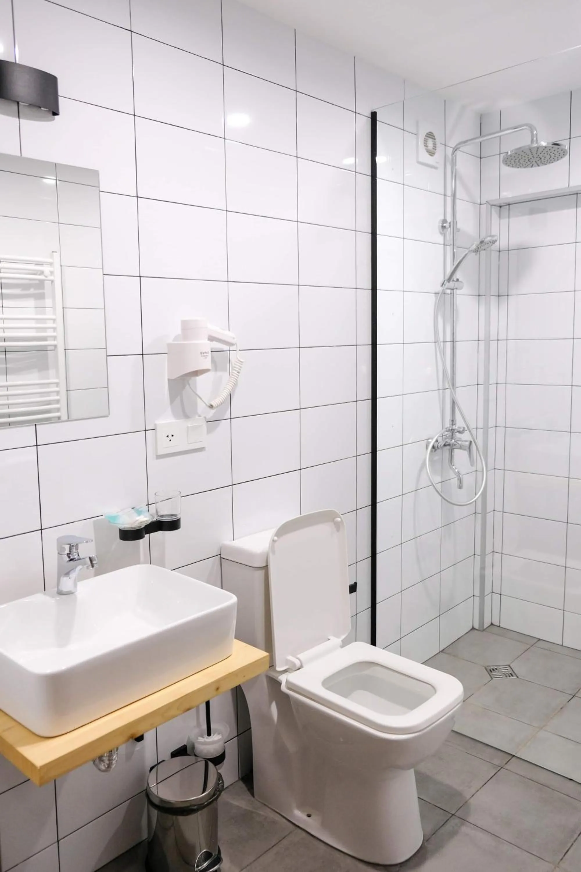 Bathroom in Hotel Lahili