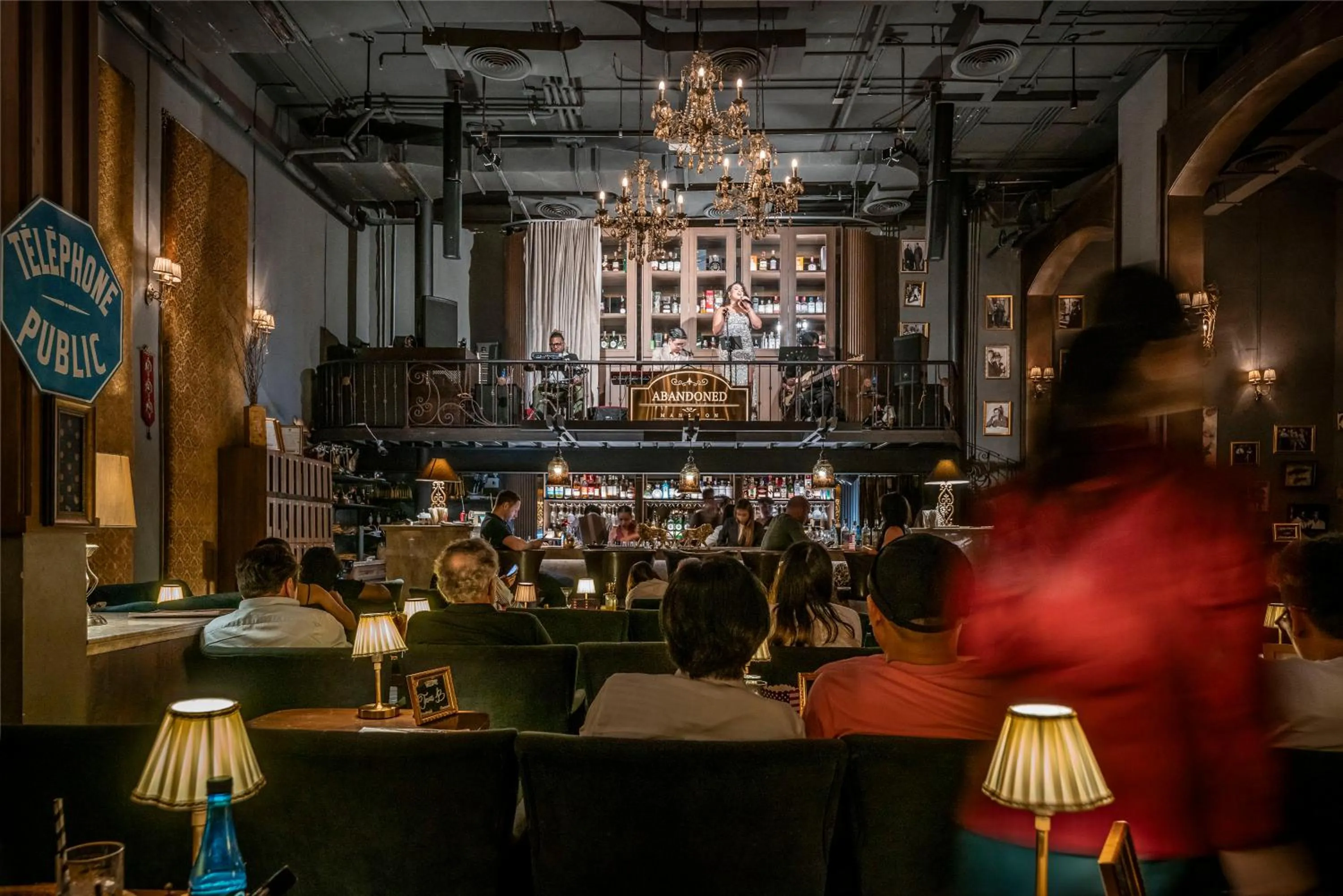 Nightclub / DJ in The Coach Hotel Sukhumvit - Asok BTS Bangkok