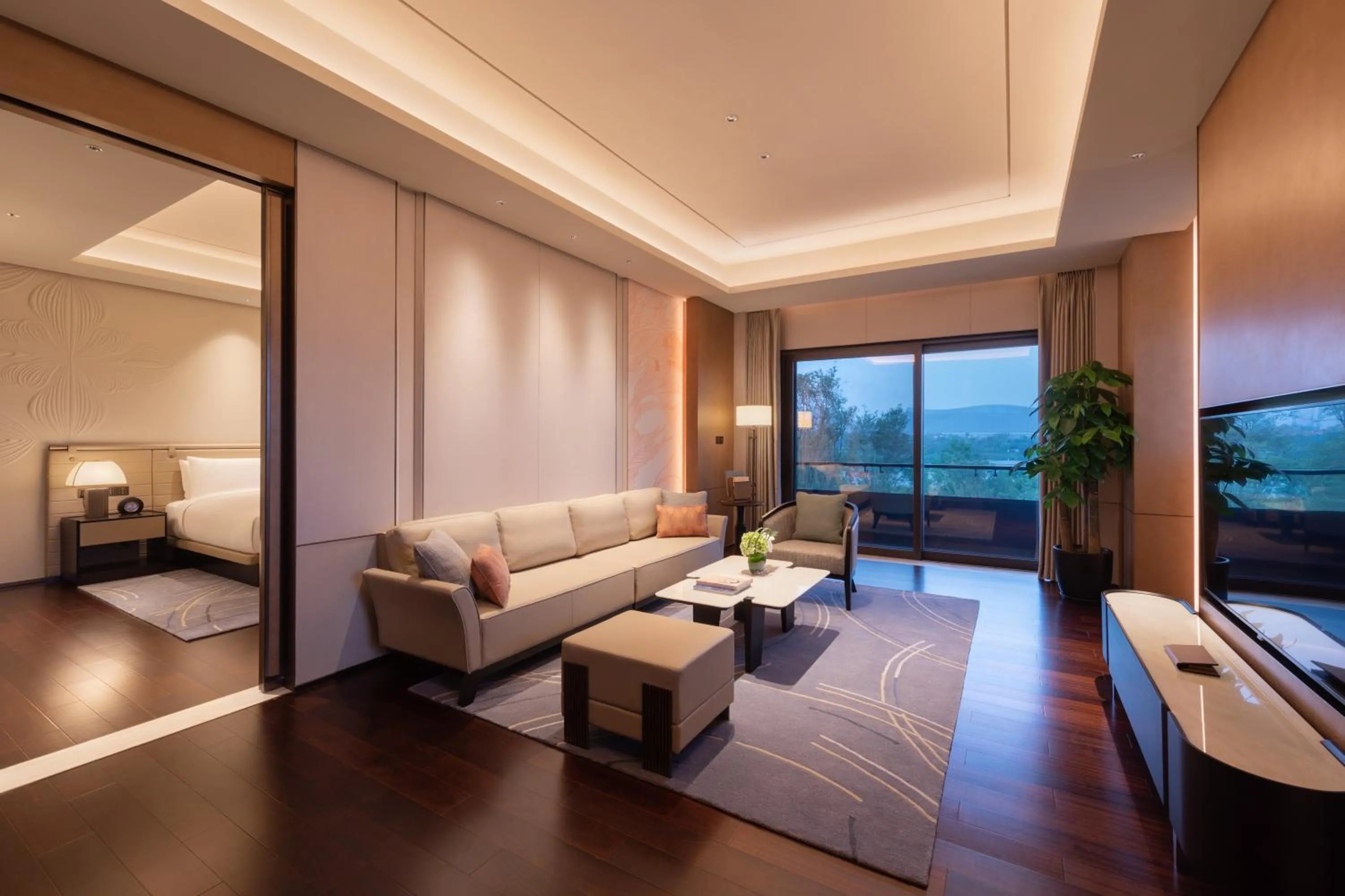 Living room in Gran Melia Chengdu