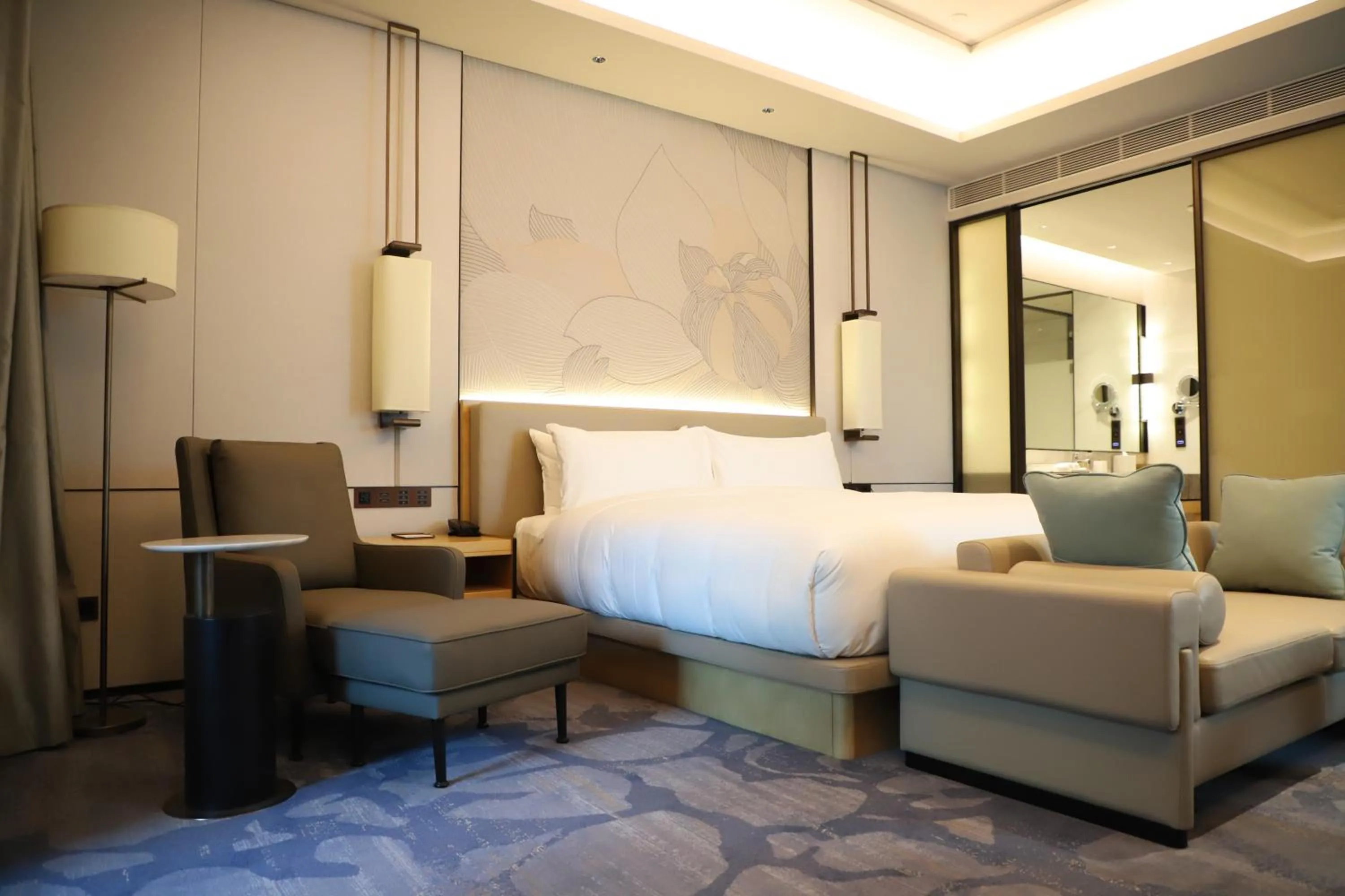 Photo of the whole room in Gran Melia Chengdu