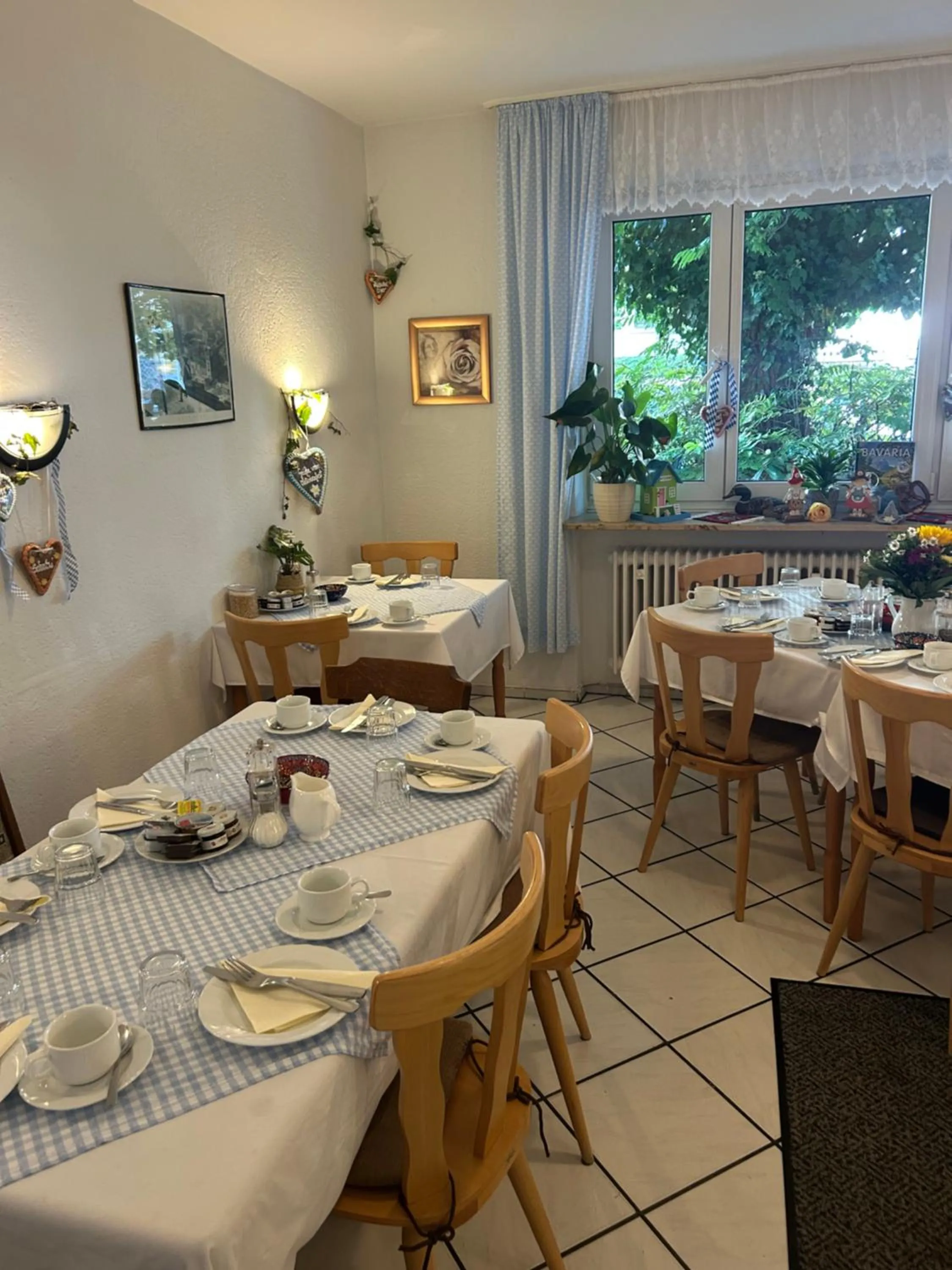 Breakfast in Hotel Pension Haydn