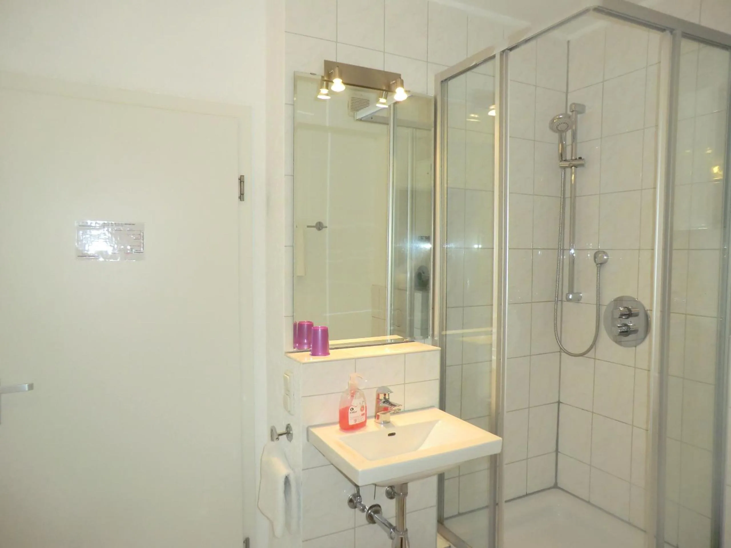 Shower in Hotel Pension Haydn