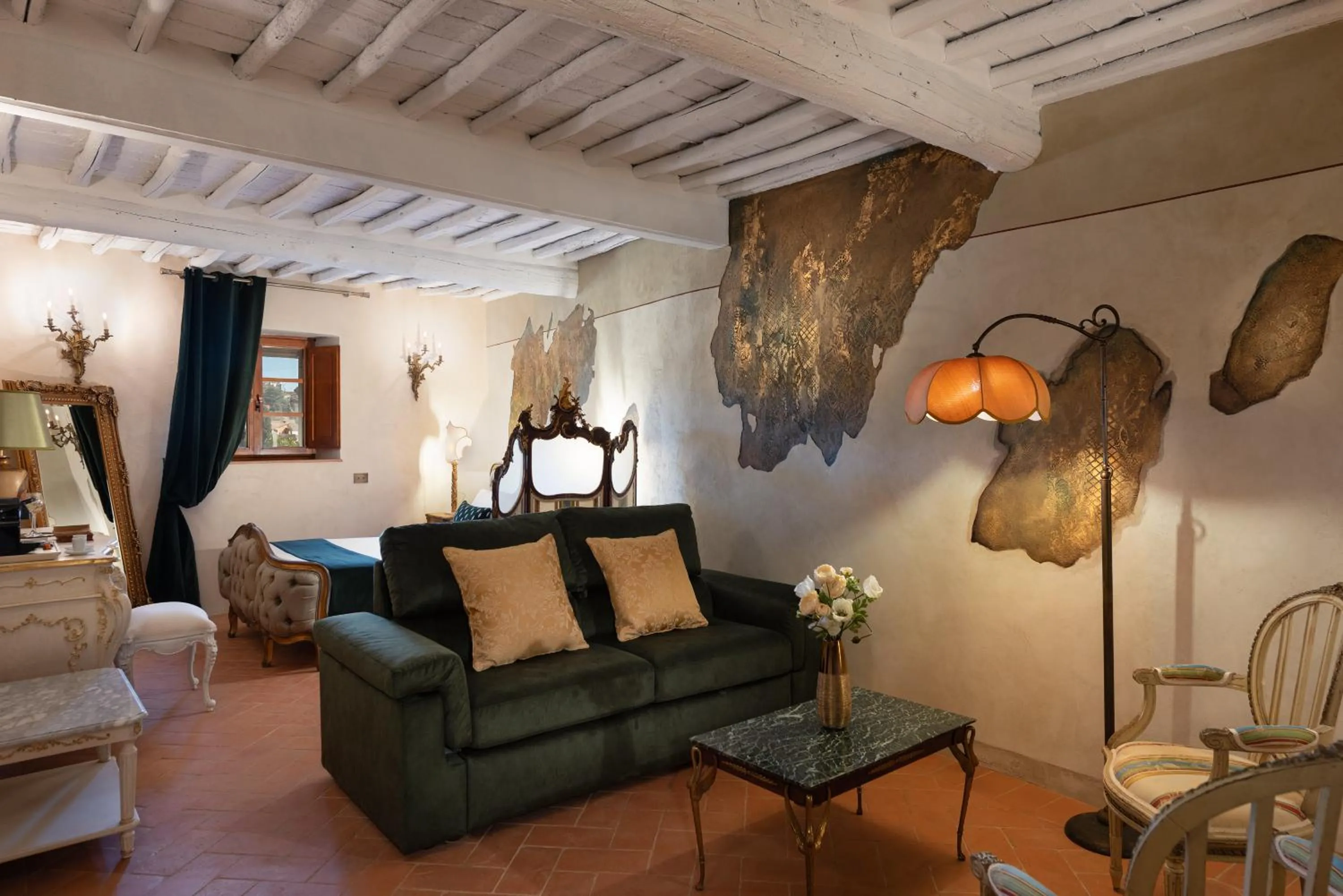 Photo of the whole room in Il Miraggio in Val d'Orcia Relais & Spa