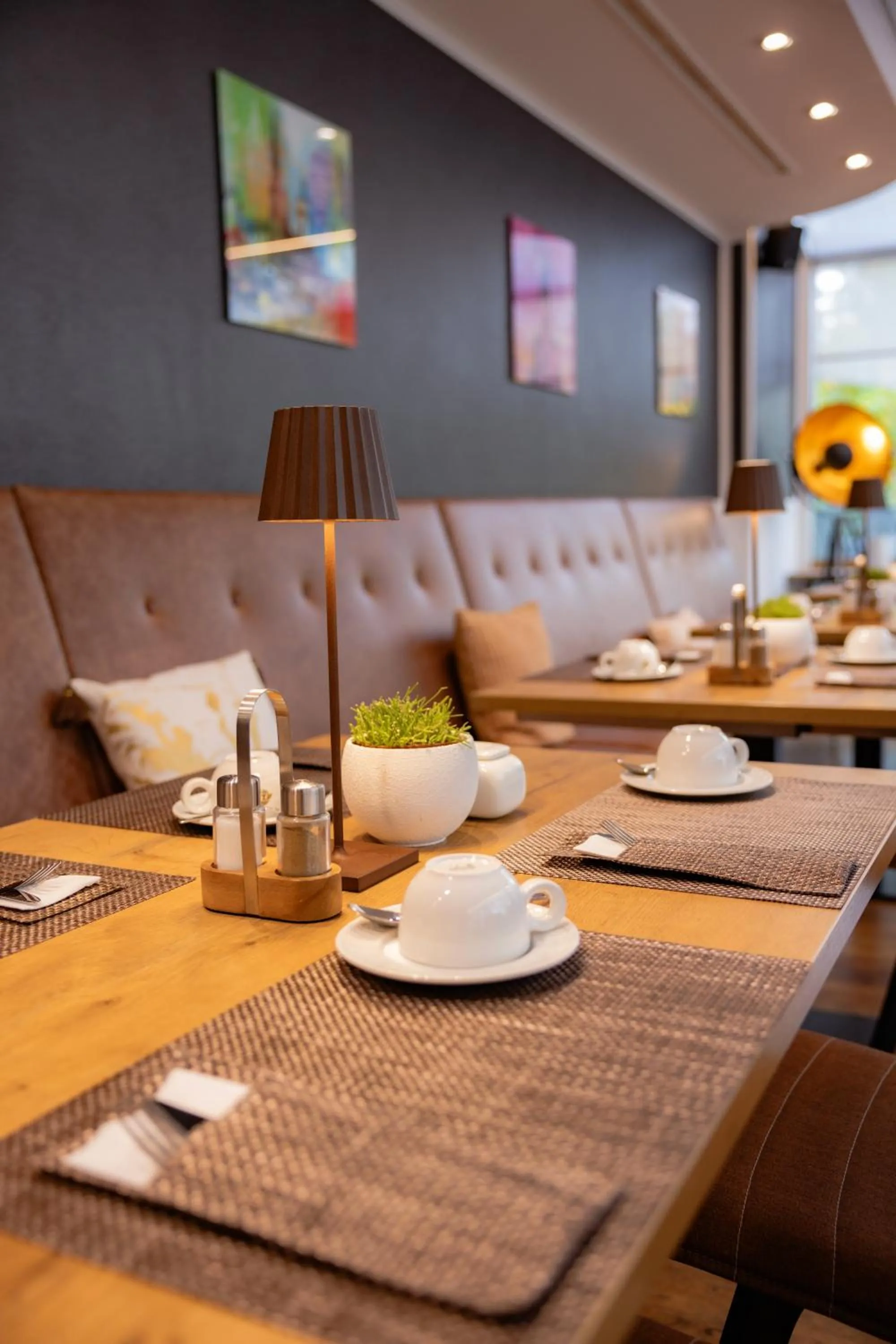 Restaurant/places to eat in C-YOU Hotel Chemnitz