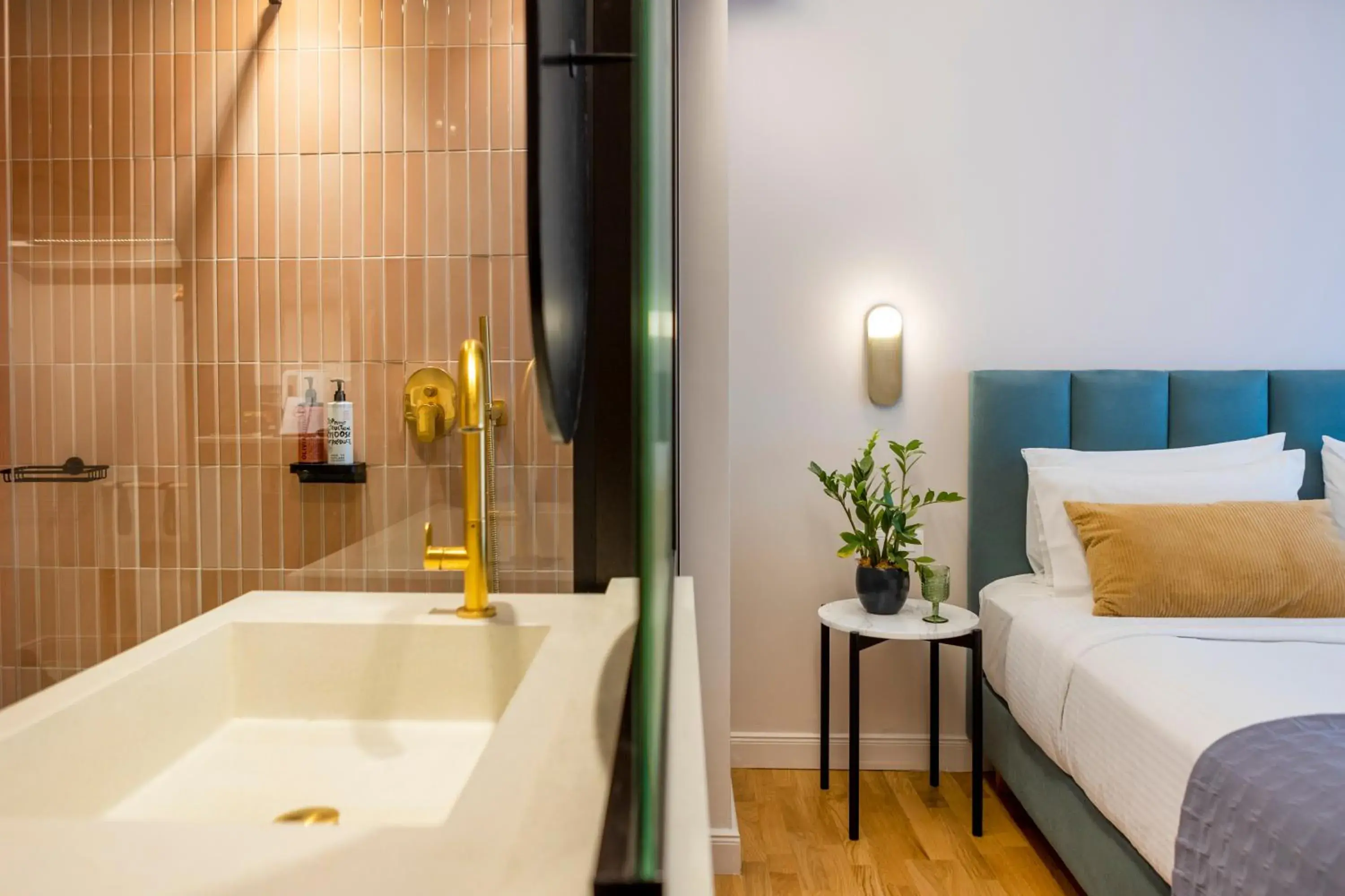 Standard Double Room in L'Avventura Athens Standard Double Room in L'Avventura Athens