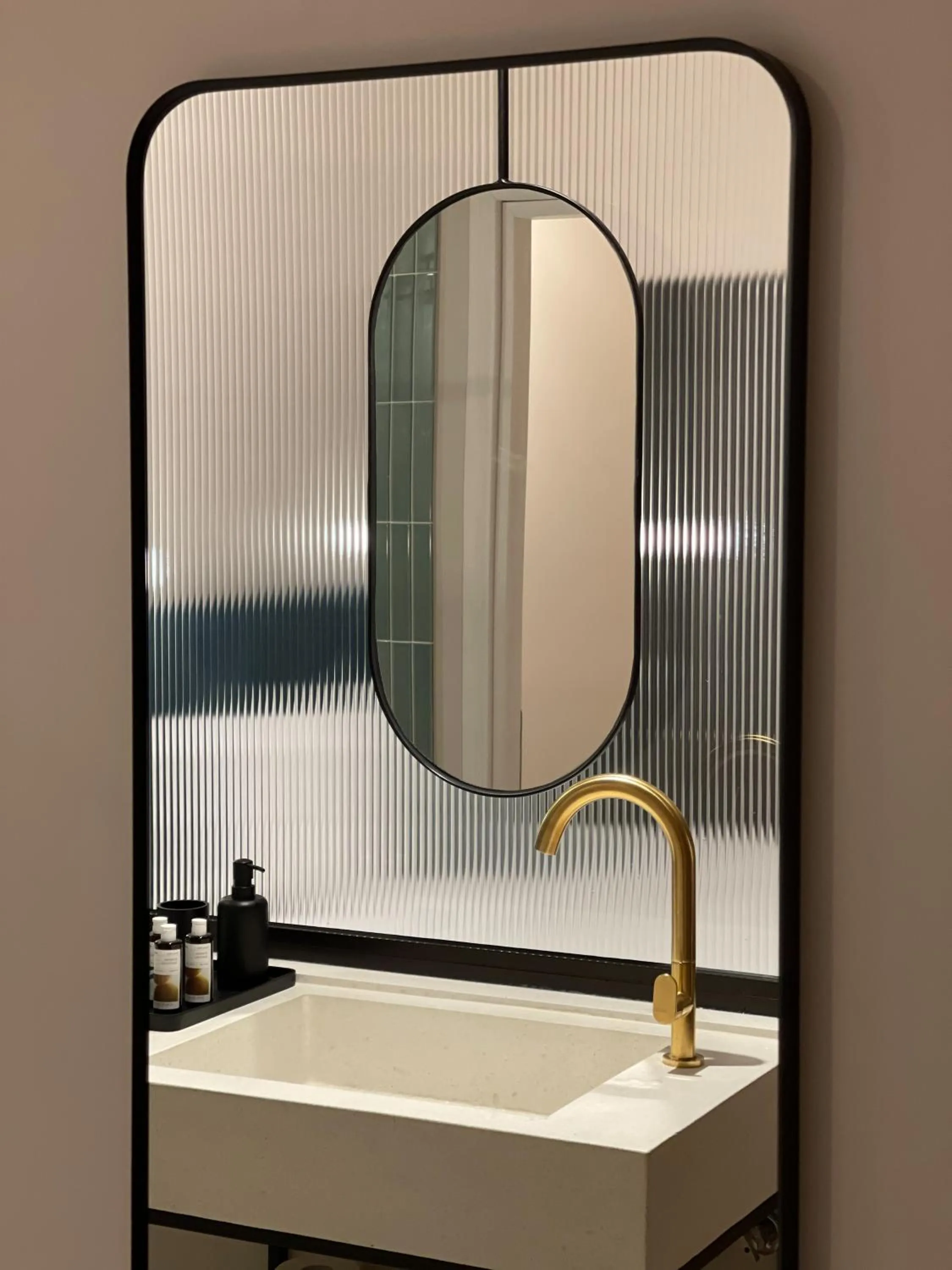 Bathroom in L'Avventura Athens