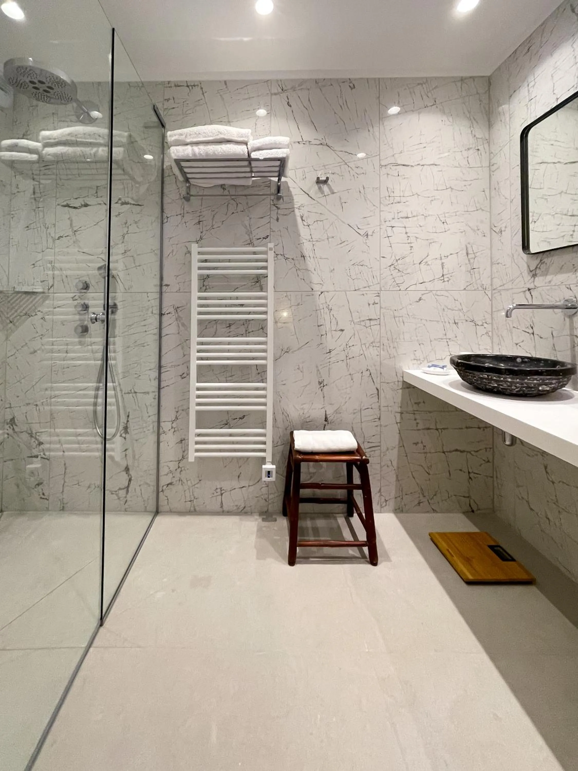 Shower in Le Mouillage