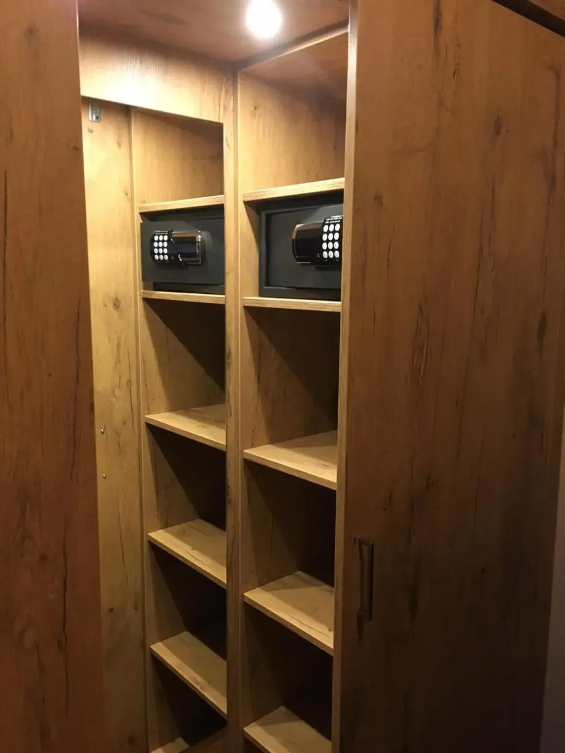 Quadruple Room with Balcony in Parkhotel Leiser Quadruple Room with Balcony in Parkhotel Leiser