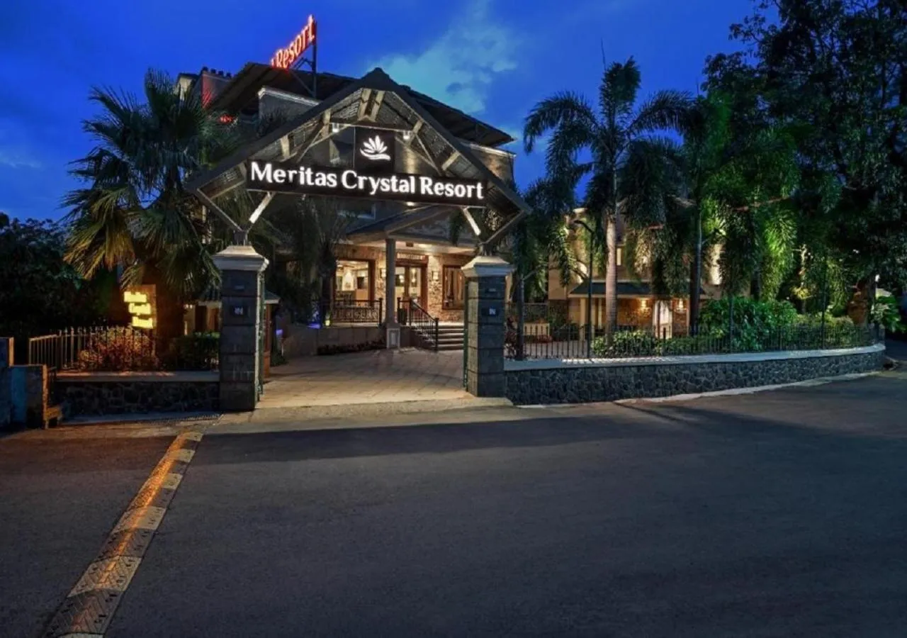 Property building in Meritas Crystal Resort