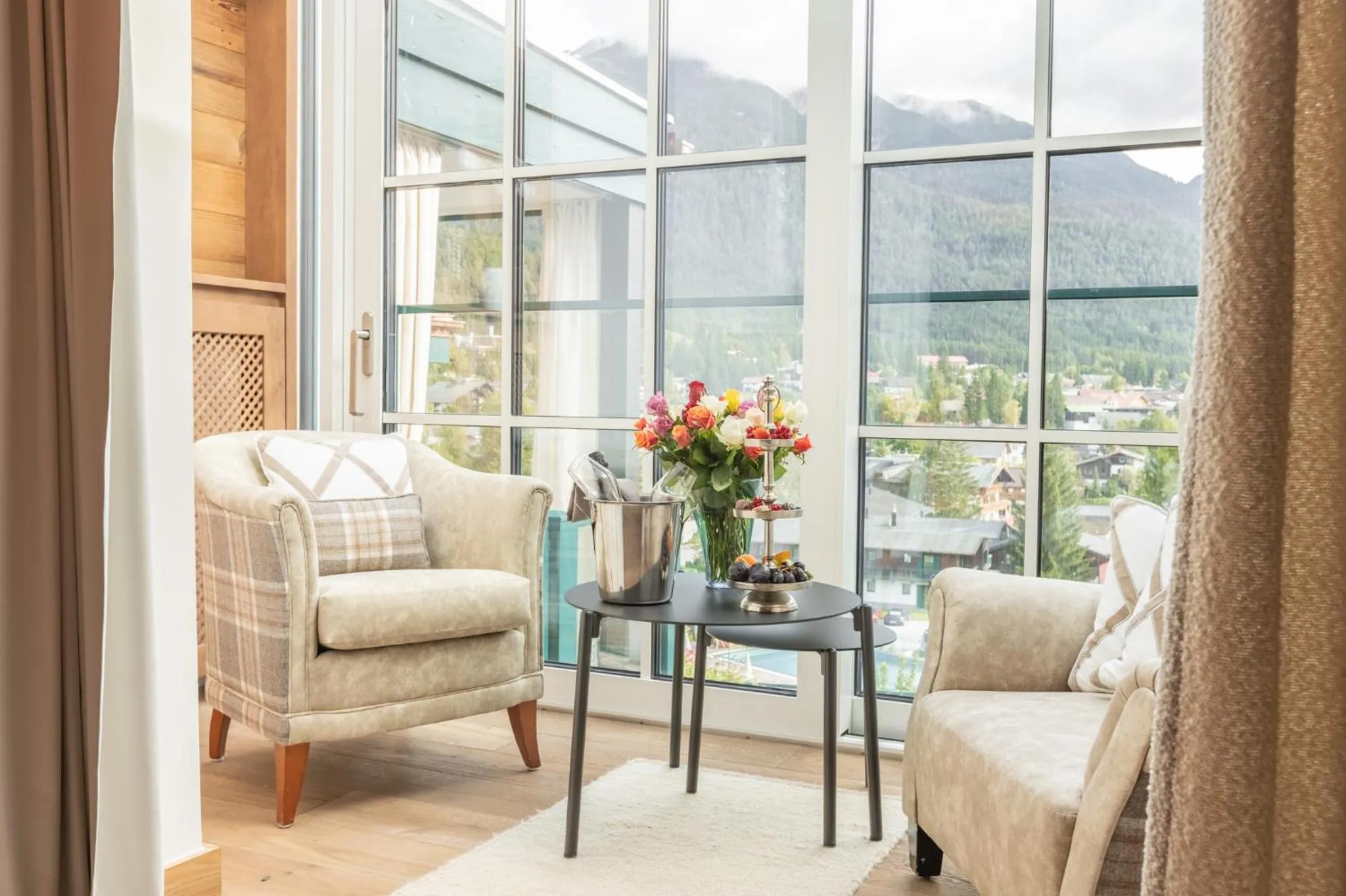 Seating area in Alpin Resort Sacher