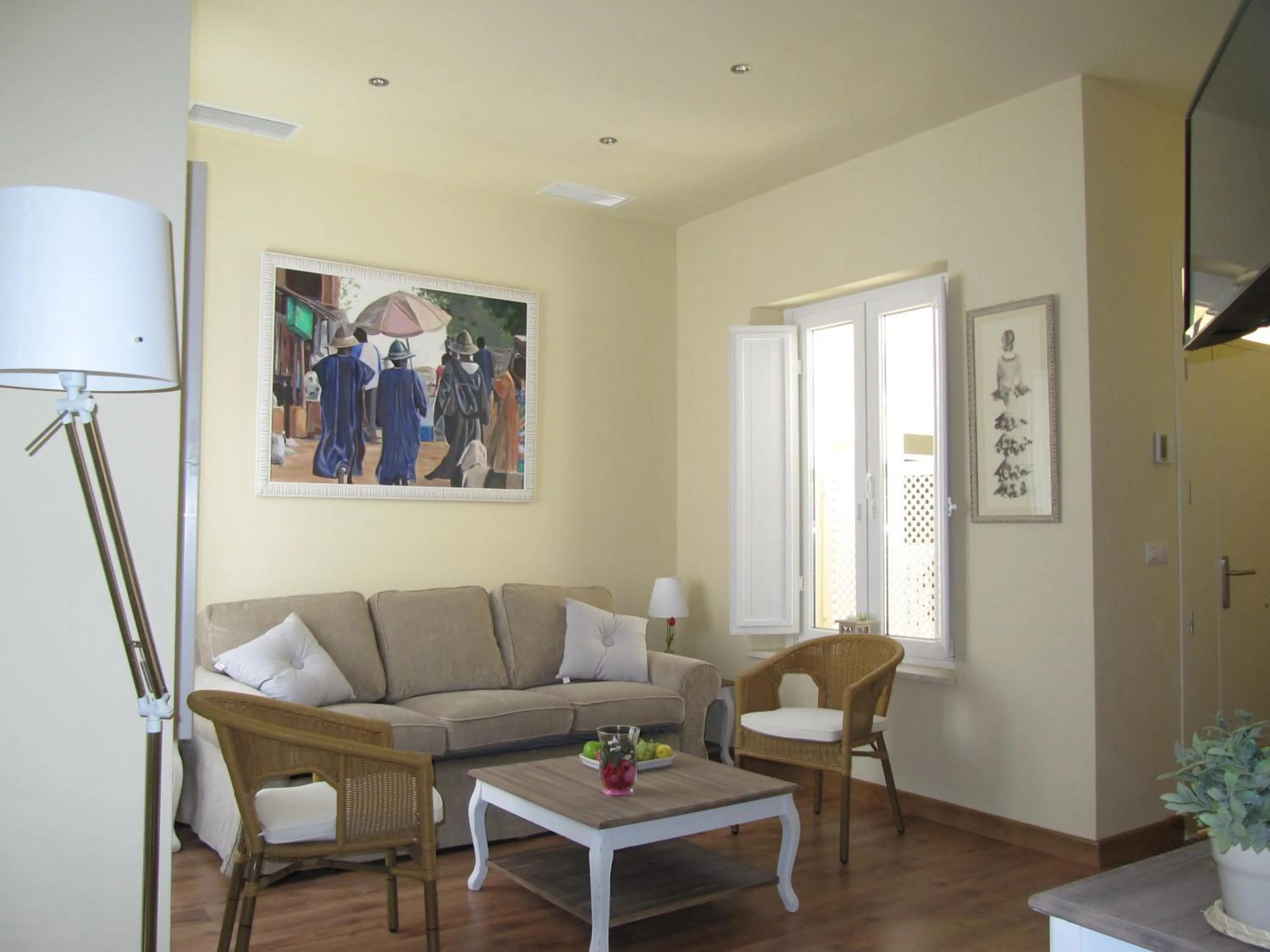 Seating area in Life Apartments San Vicente