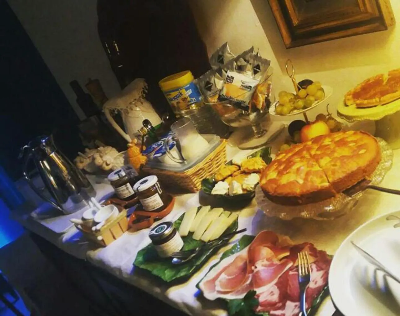 Continental breakfast in Al Palazzaccio