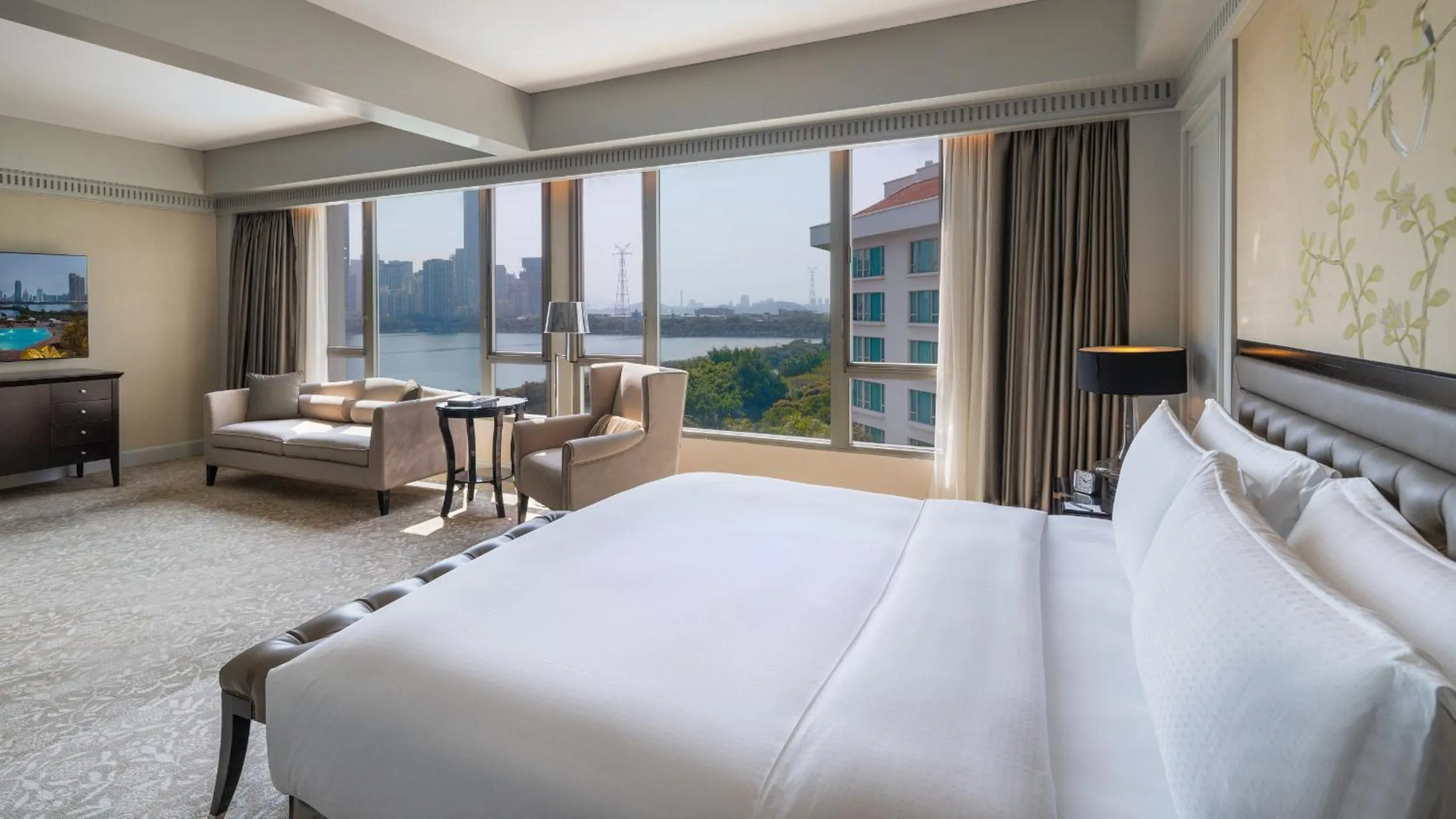 Lake view, Bed in Marco Polo Xiamen
