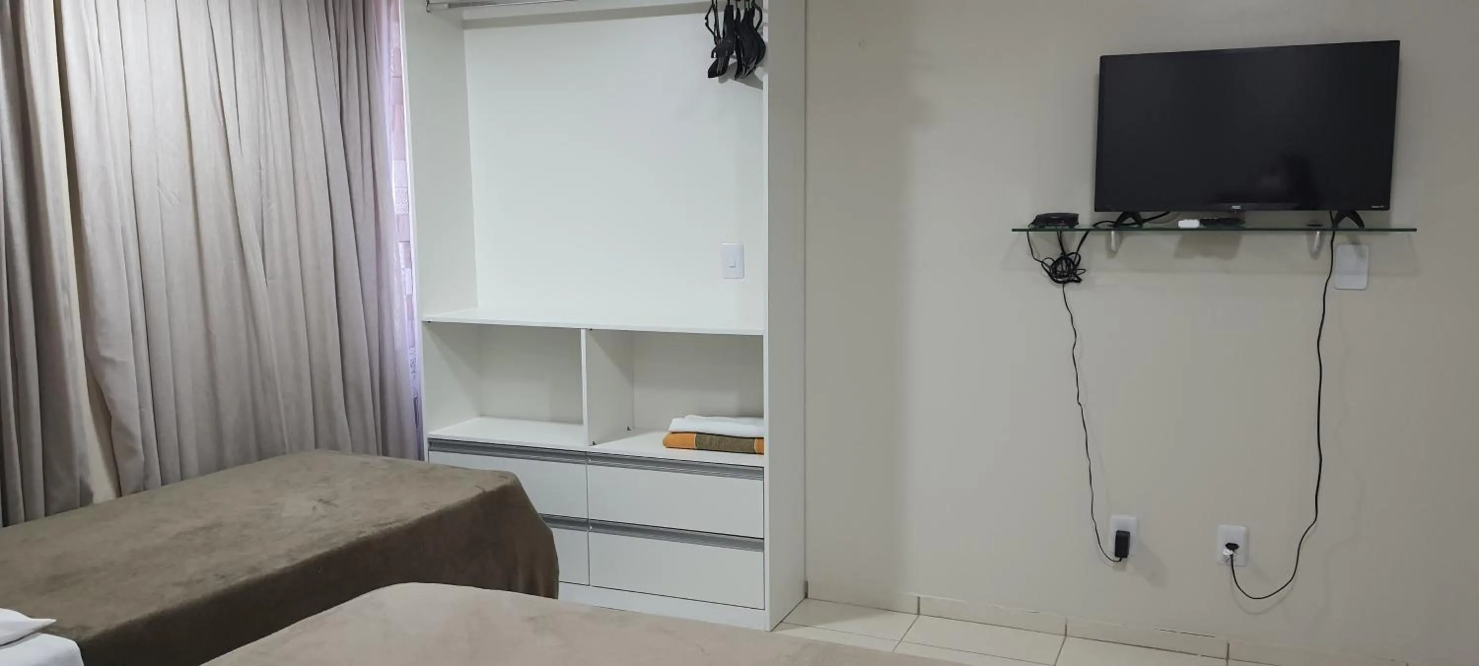 TV and multimedia in Atlântico Flat Apt 205