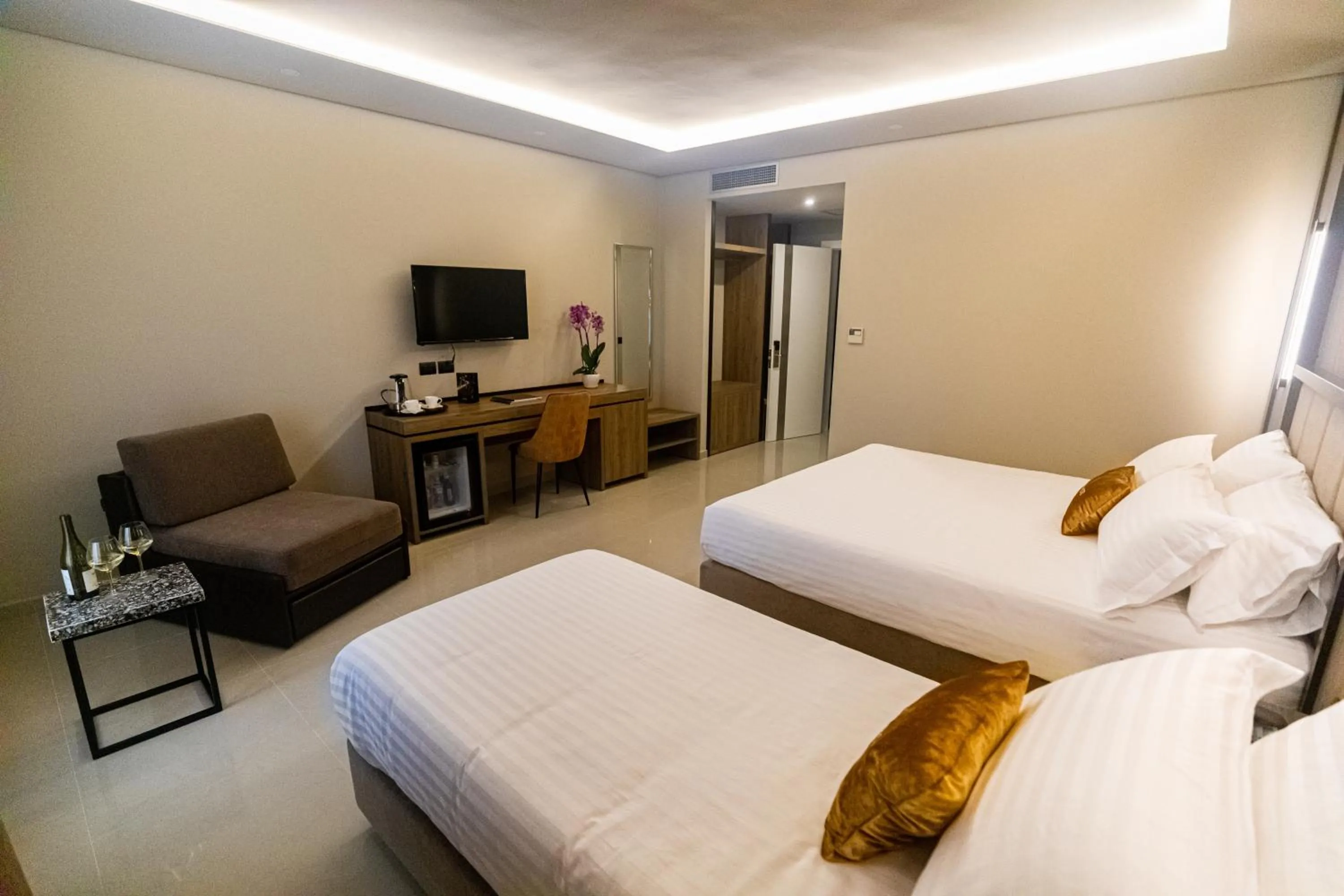 View (from property/room), Bed in Kraal Hotel Vlore