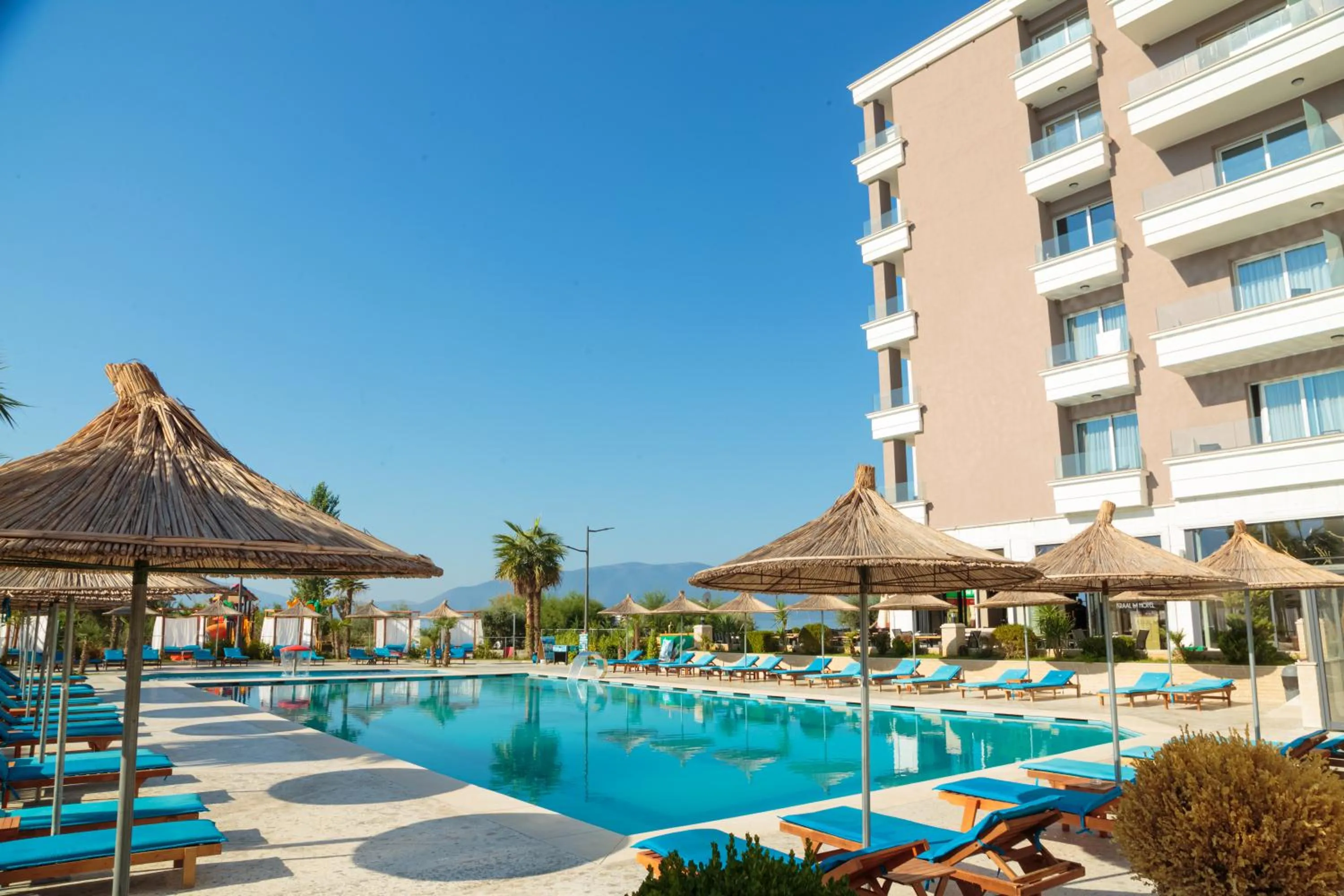 Property building in Kraal Hotel Vlore
