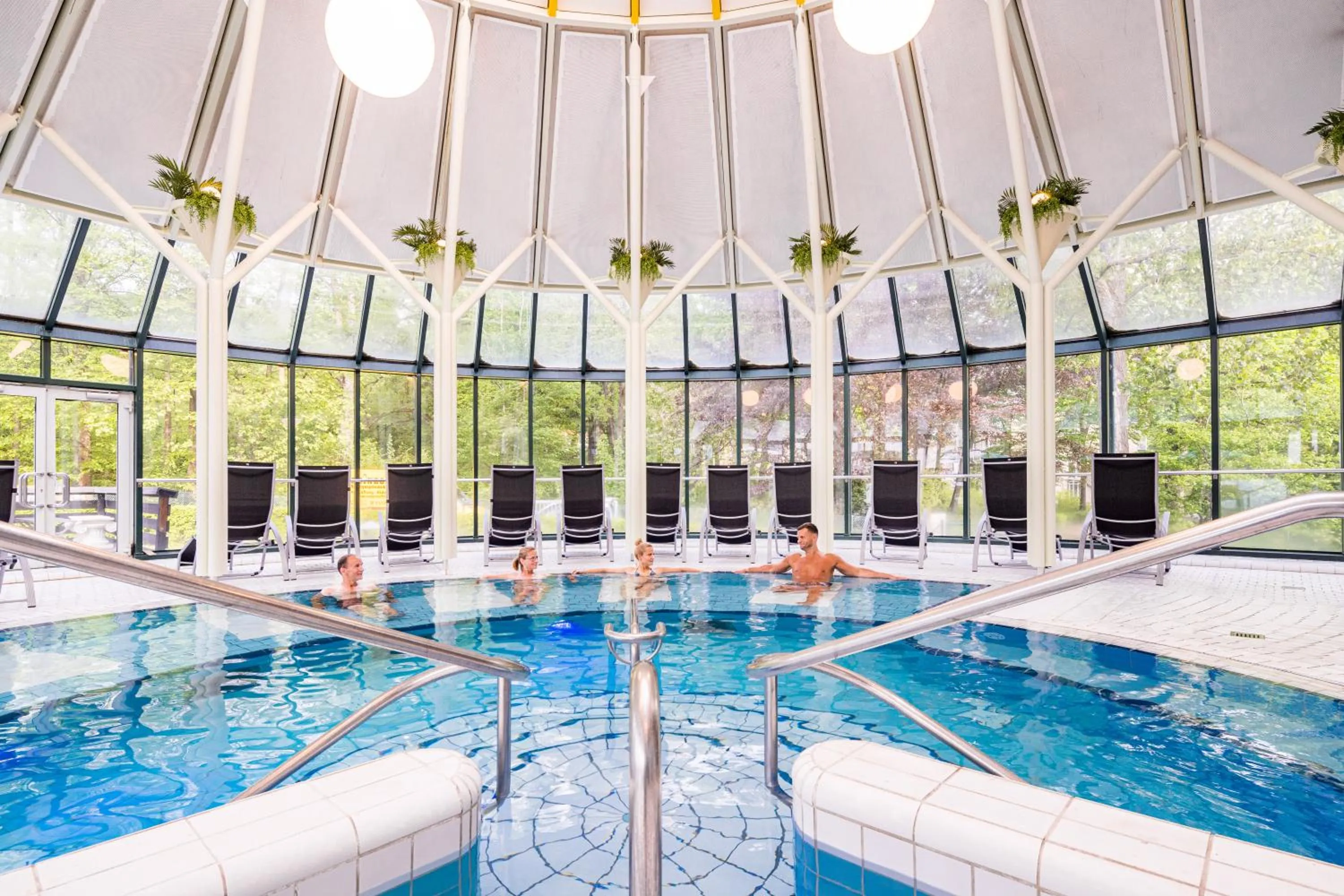 Hot Tub in Solehotel Winterberg