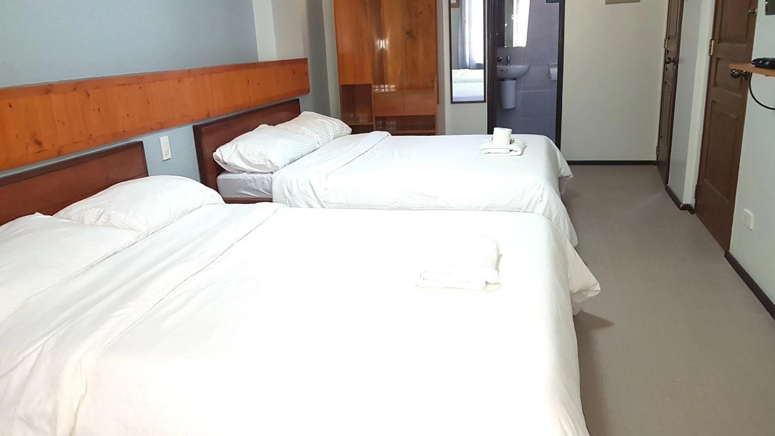 Bed in Philippa's Bed and Breakfast