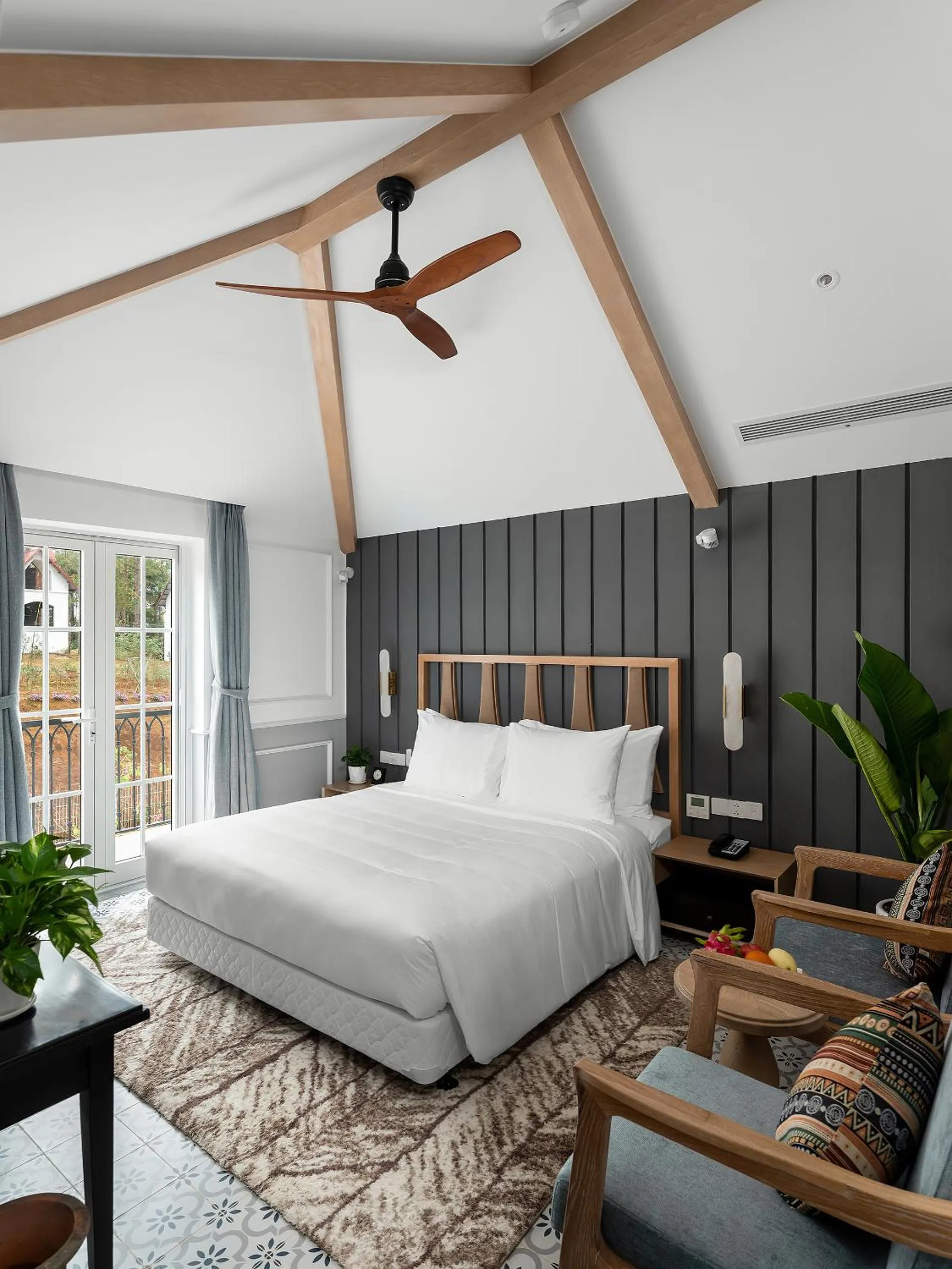 Bed in Golden Sun Hotel - Mangden