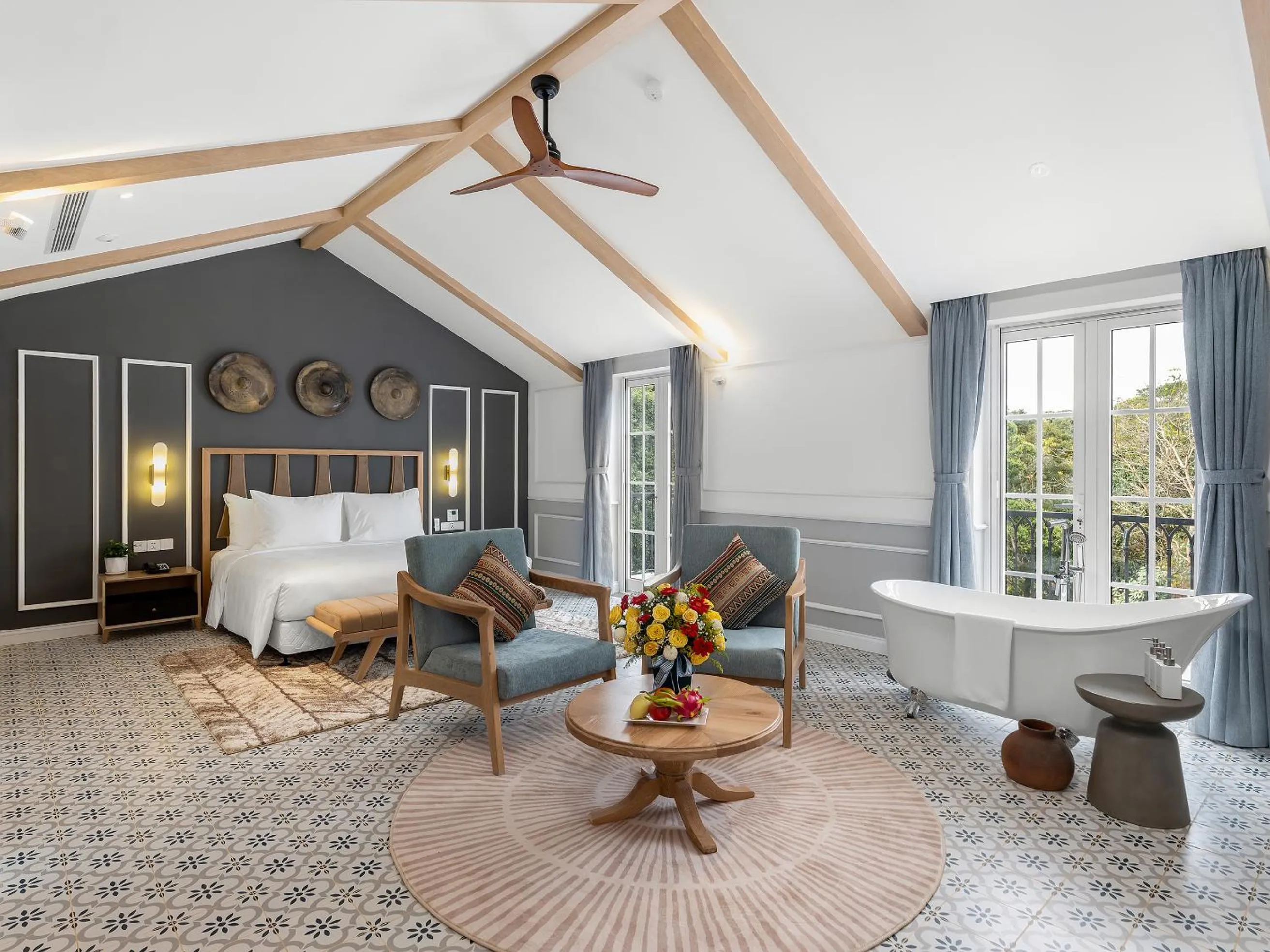 Bed in Golden Sun Hotel - Mangden