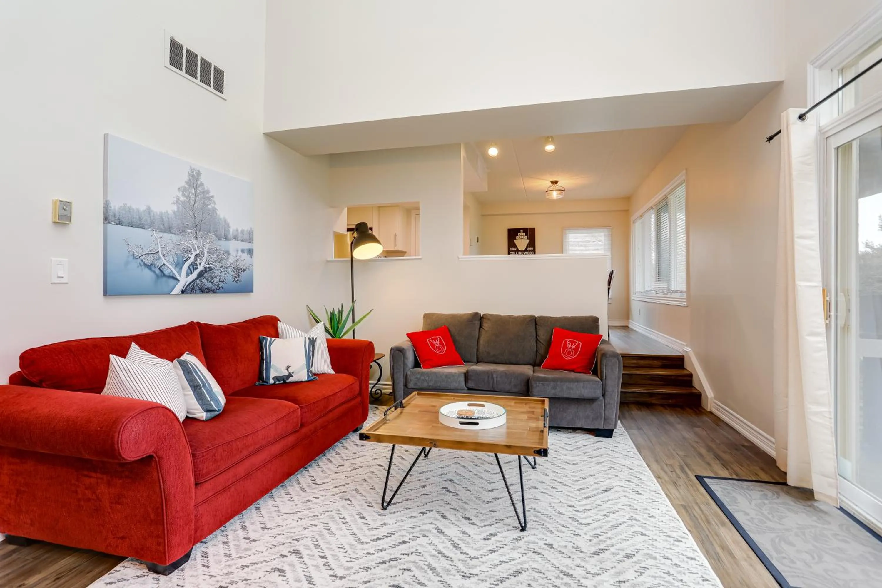 Wintergreen Retreat with Private Sauna & Patio 82291