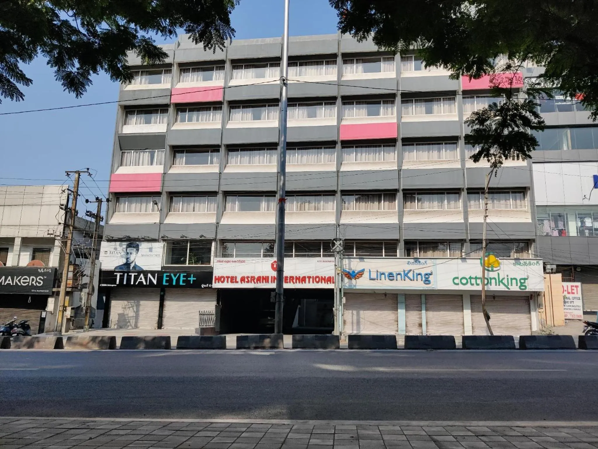 Hotel Asrani International