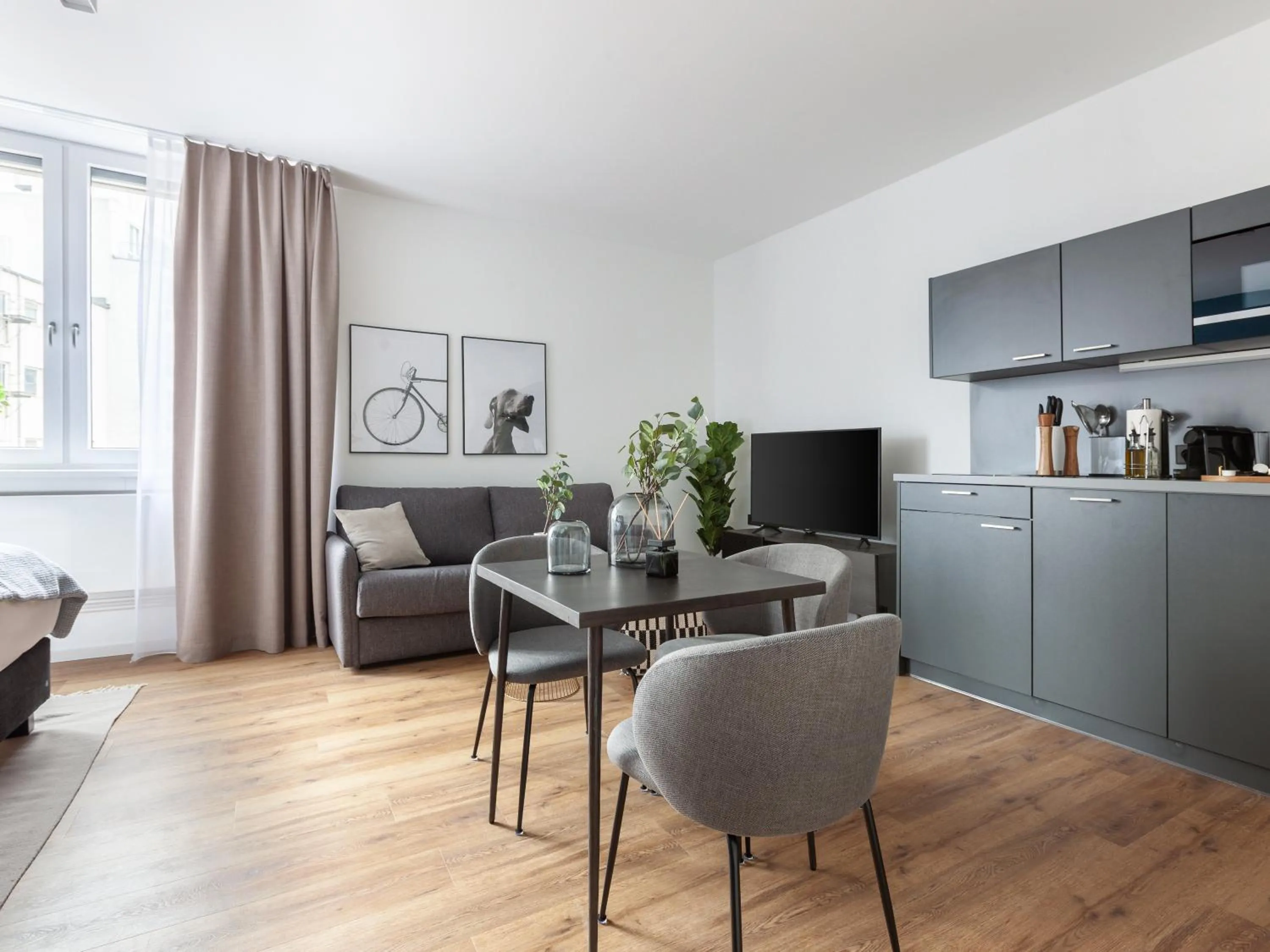 Kitchen or kitchenette in Limehome Bremen Hutfilterstraße