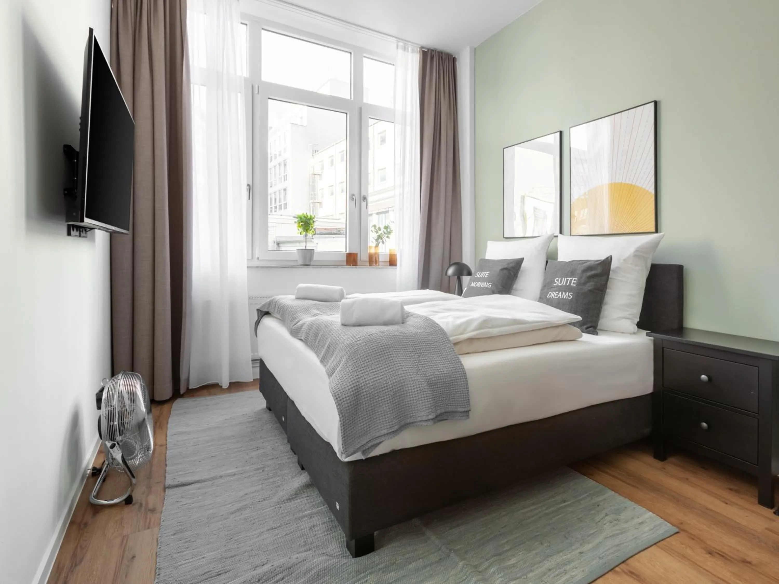 Bed in Limehome Bremen Hutfilterstraße