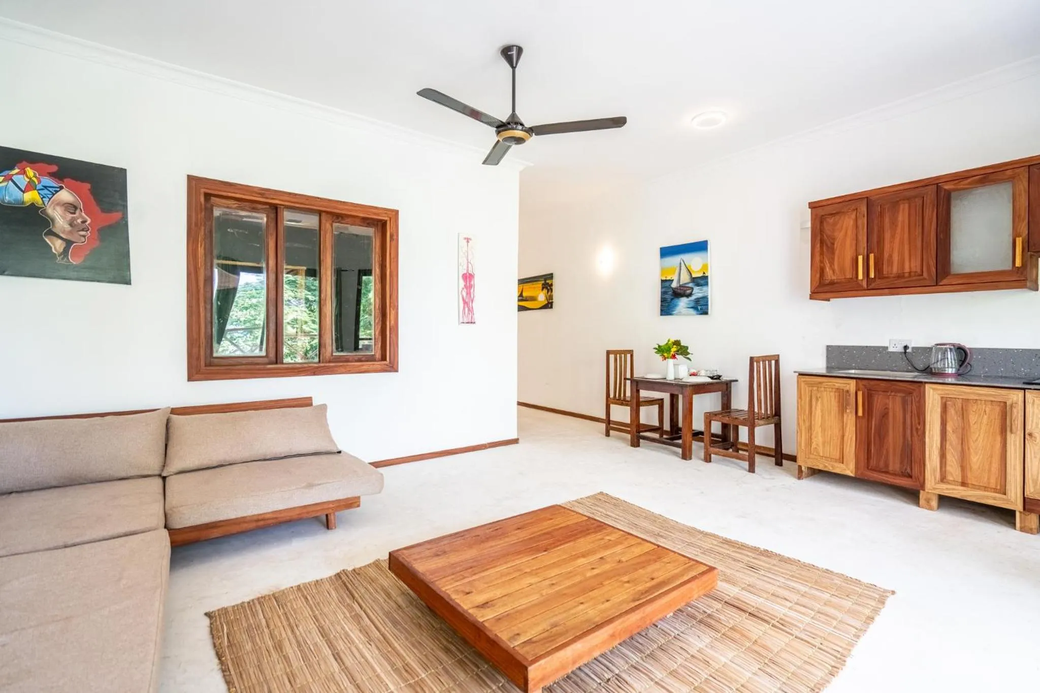kitchen in TIKI Beach Club & Resort