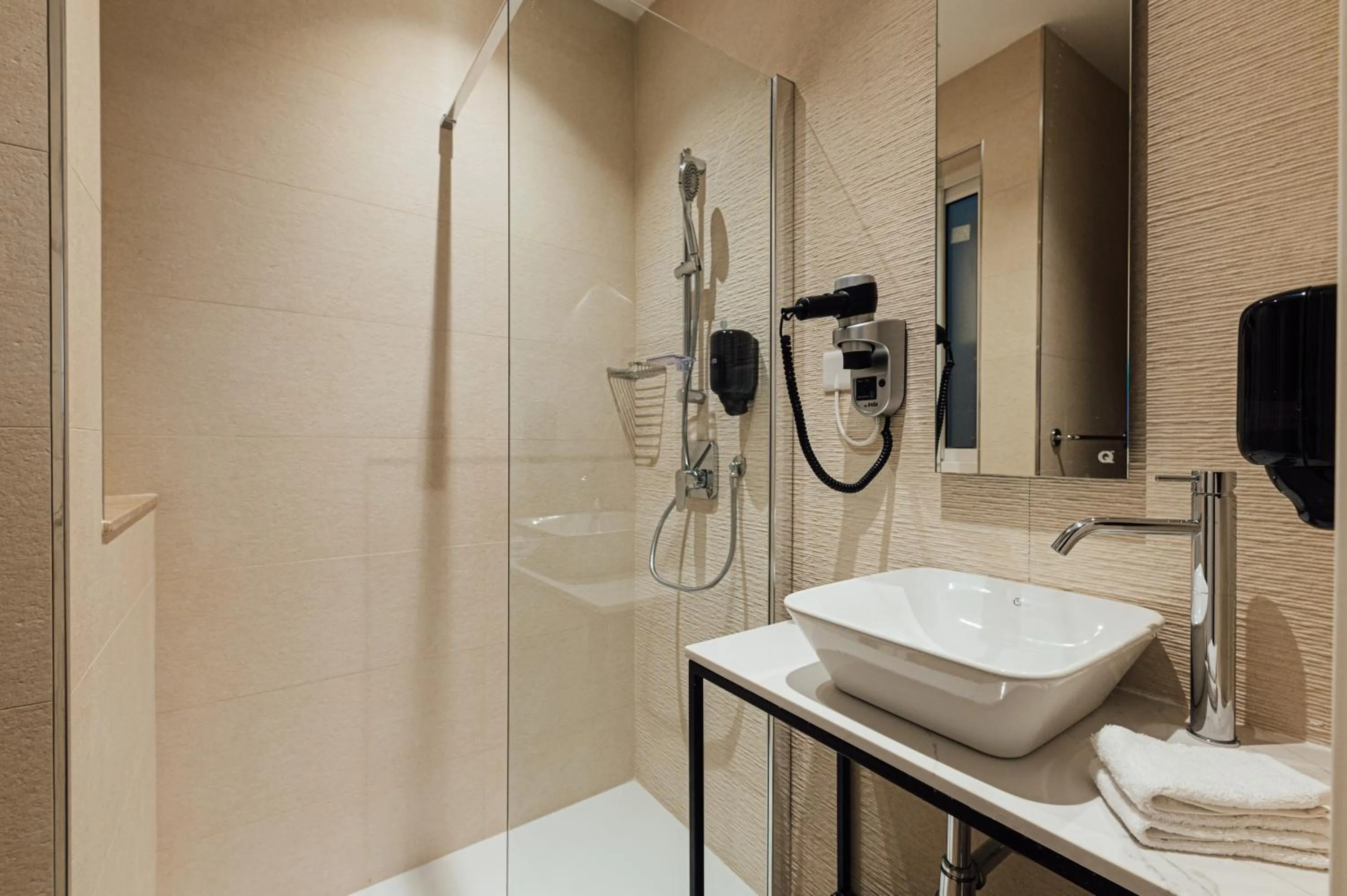 Bathroom in Ta' Tereza In Manwel Dimech