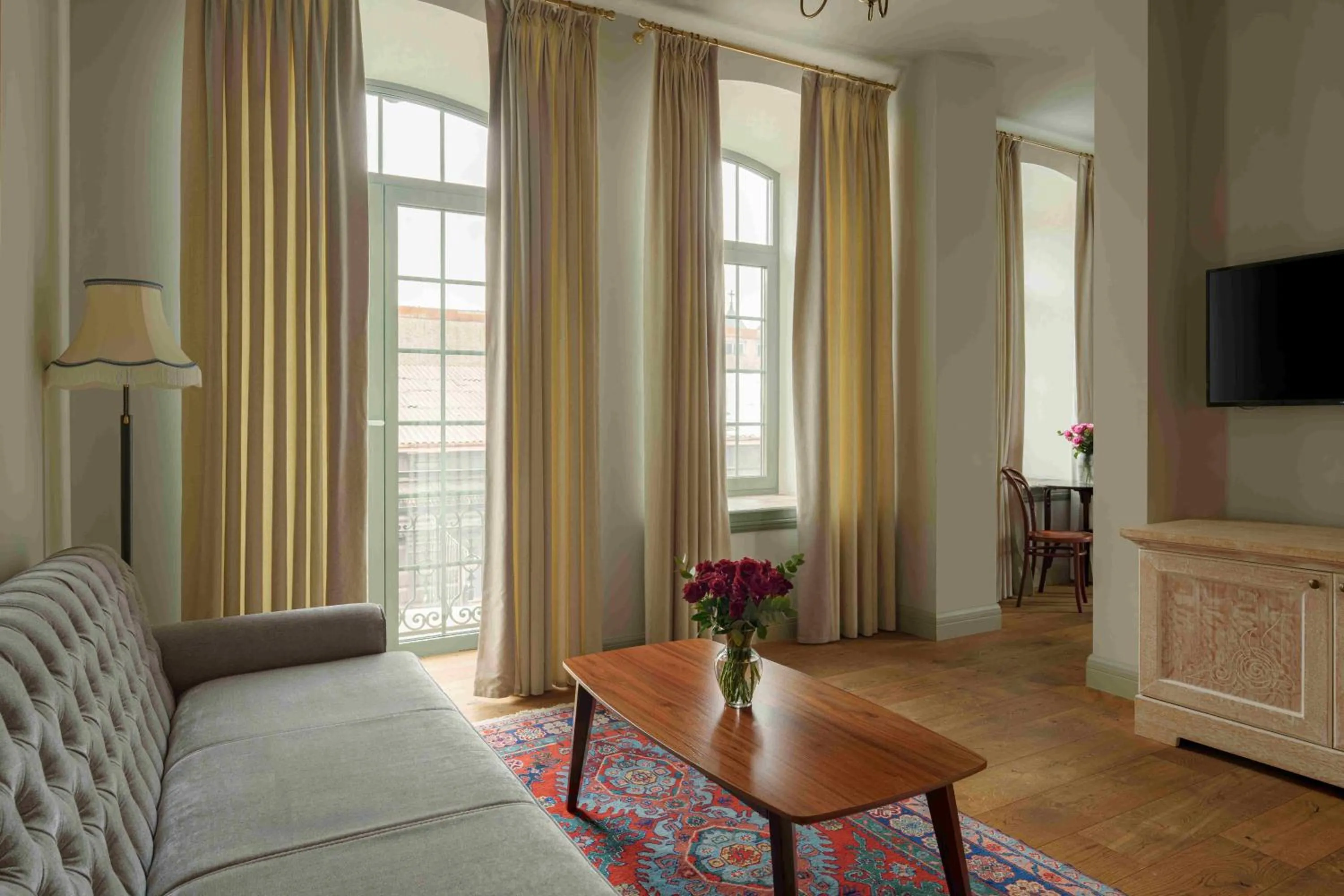 Living room in GRAND HOTEL GYUMRI by APRICOT Hotels