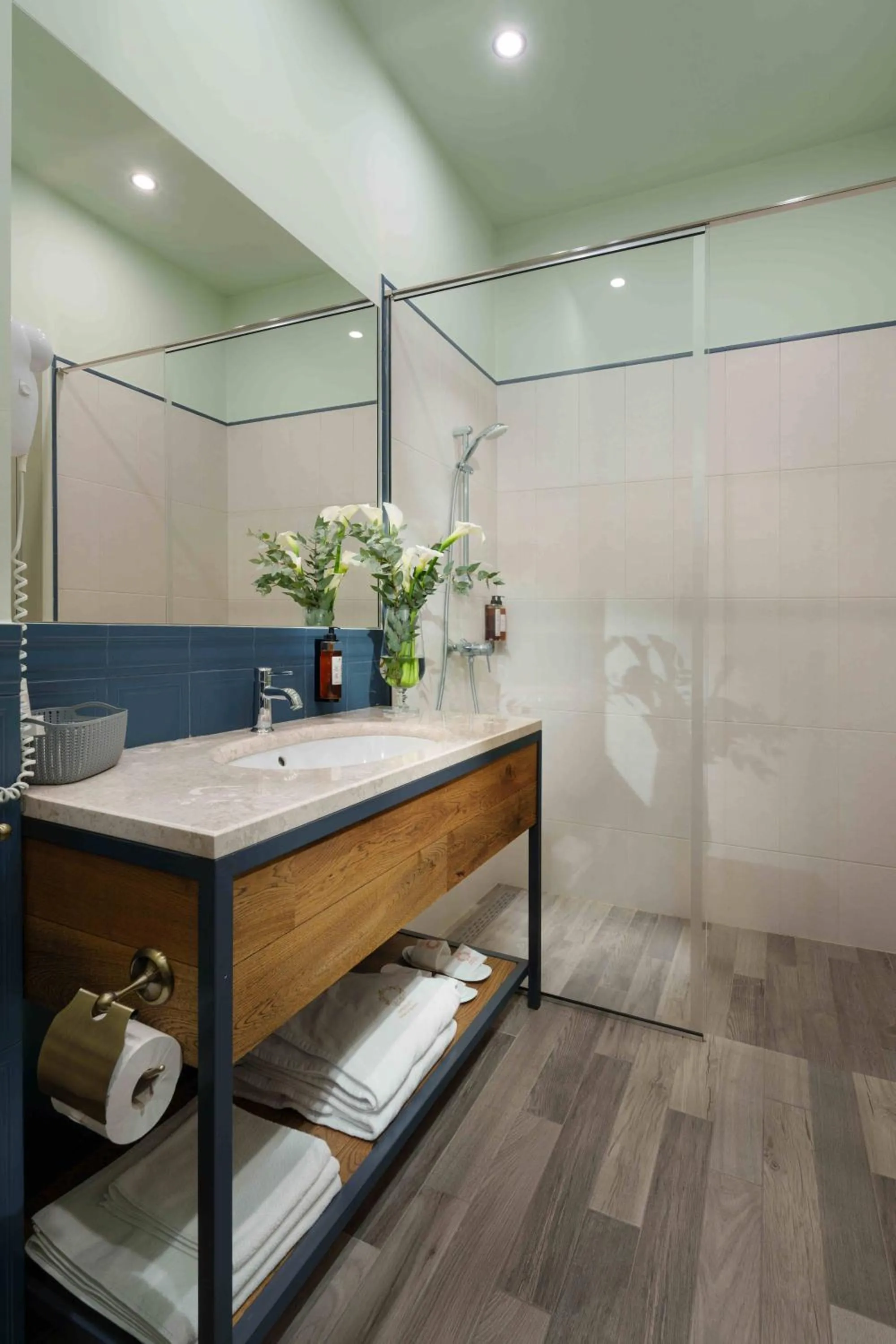 Bathroom in GRAND HOTEL GYUMRI by APRICOT Hotels