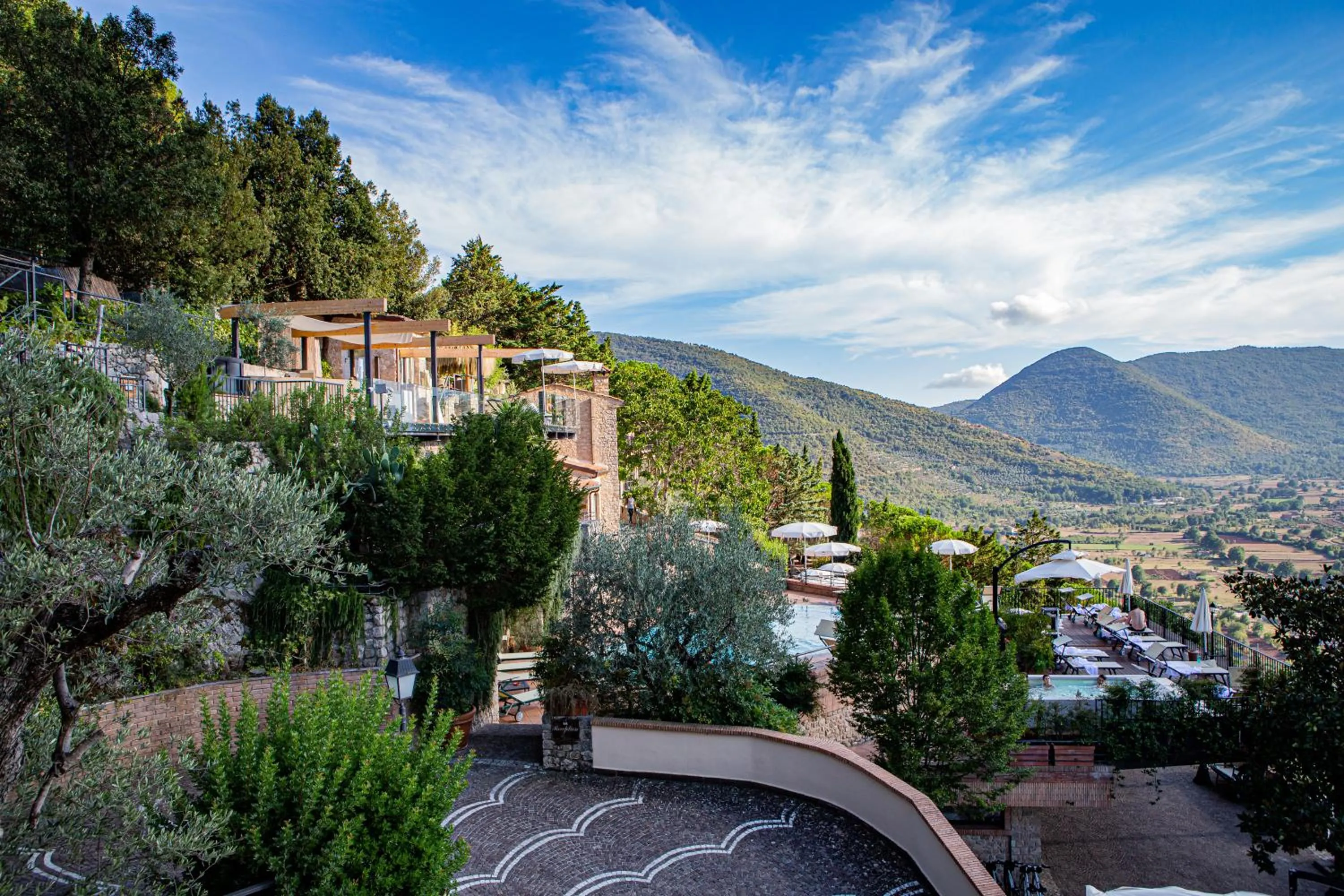 Mountain view in Vytae Spa & Resort