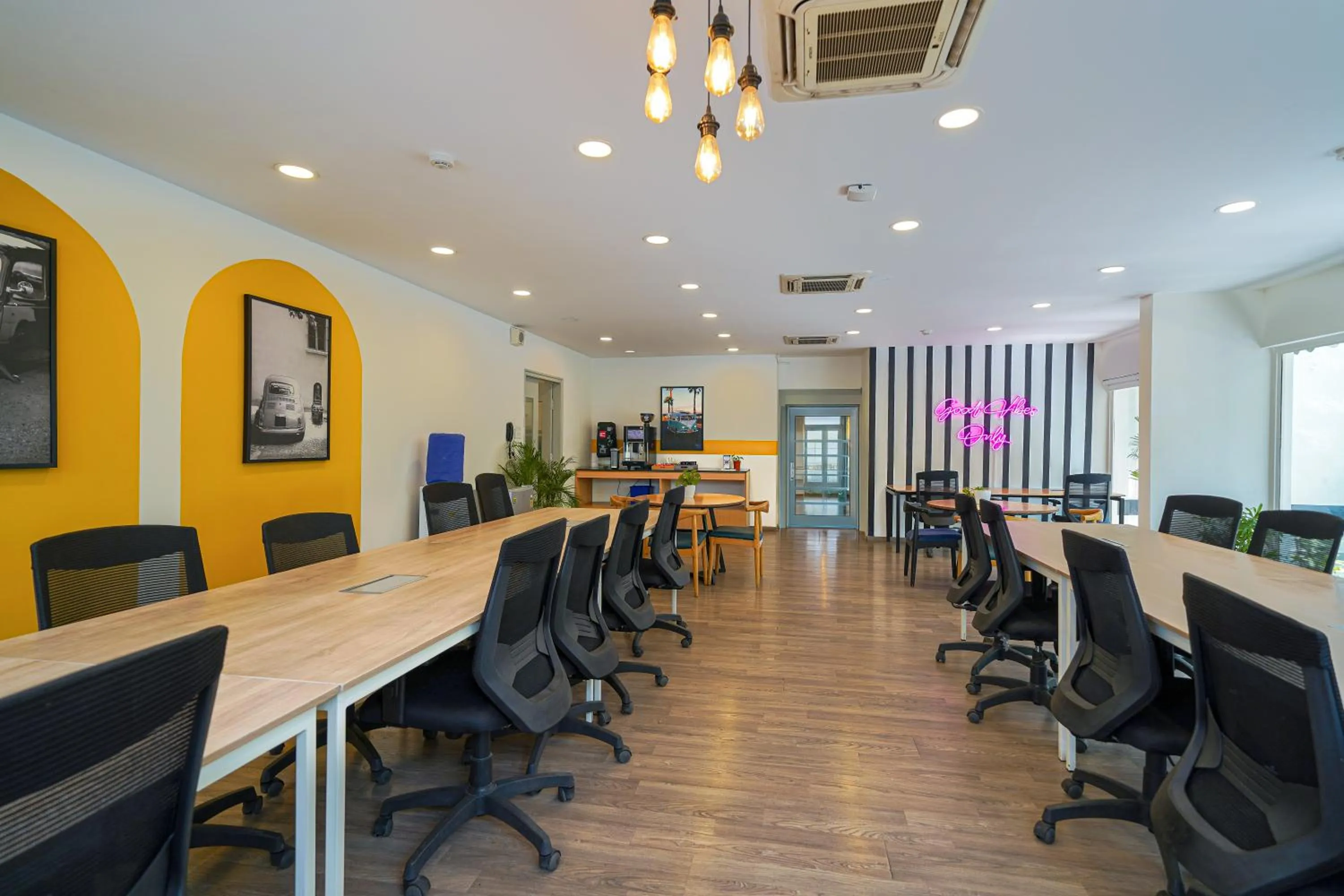 Meeting/conference room in Olive Hotel Magrath by Embassy Group