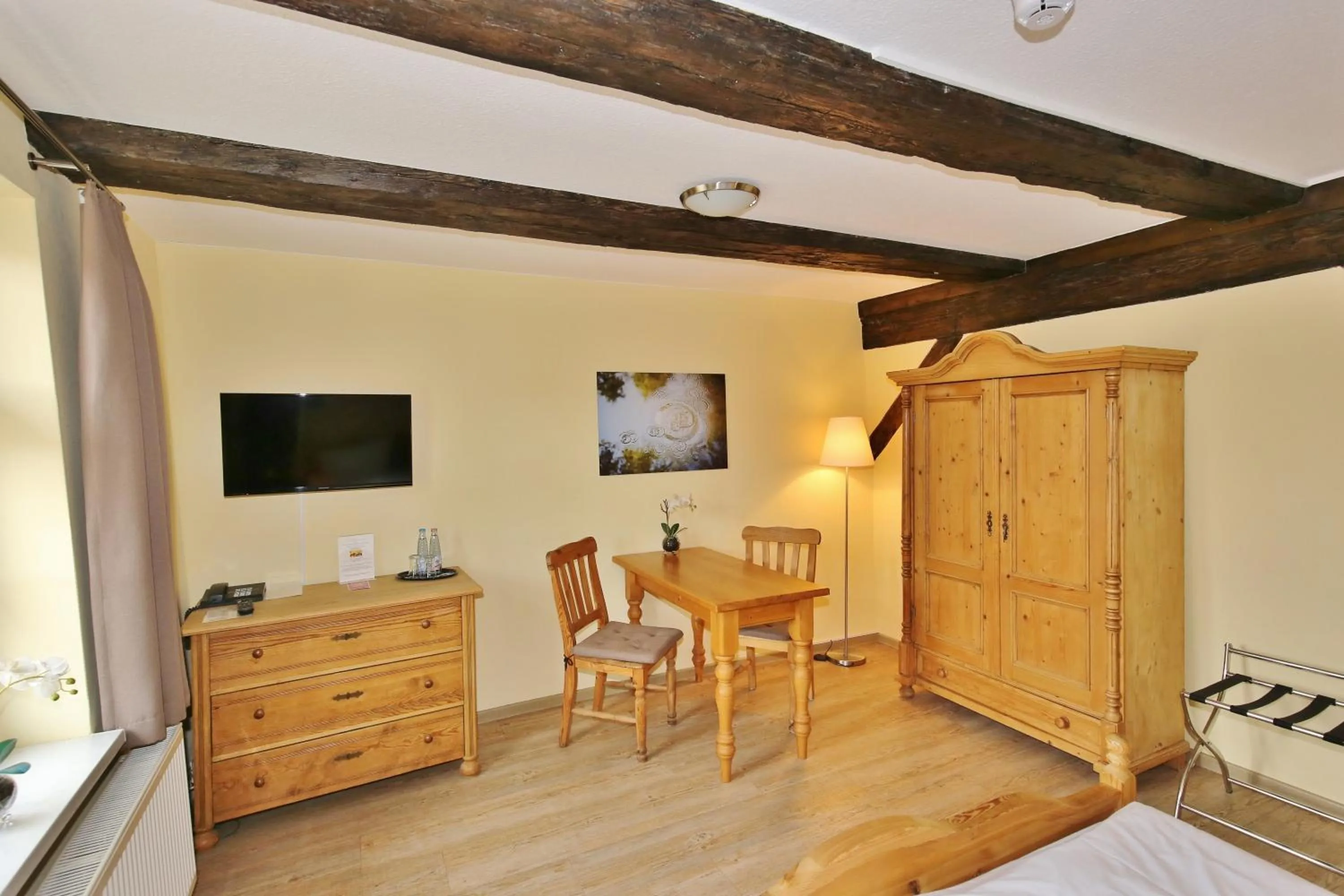 Seating area in Maria Aurora