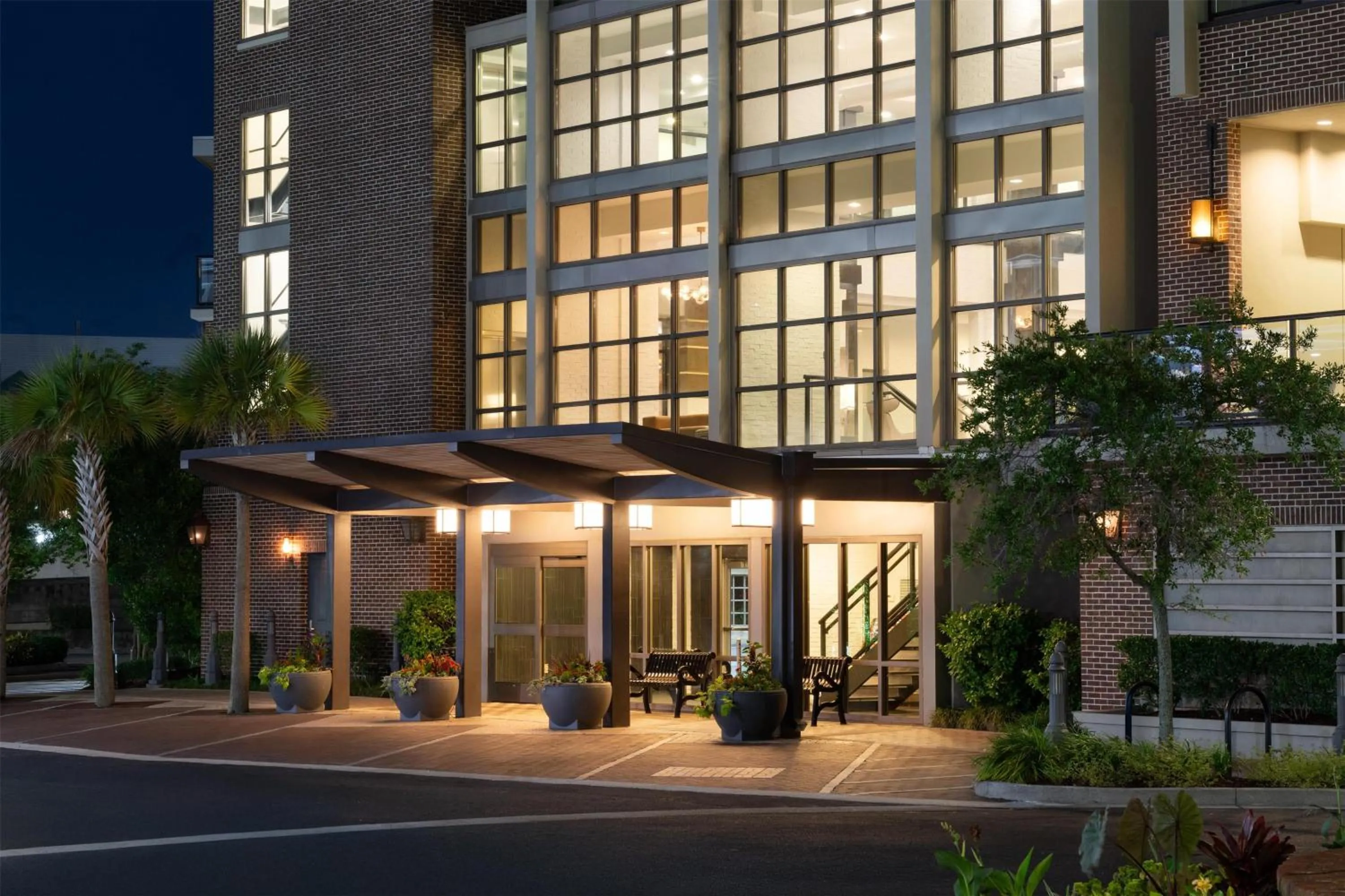 Property building in Hilton Garden Inn Charleston Waterfront/Downtown