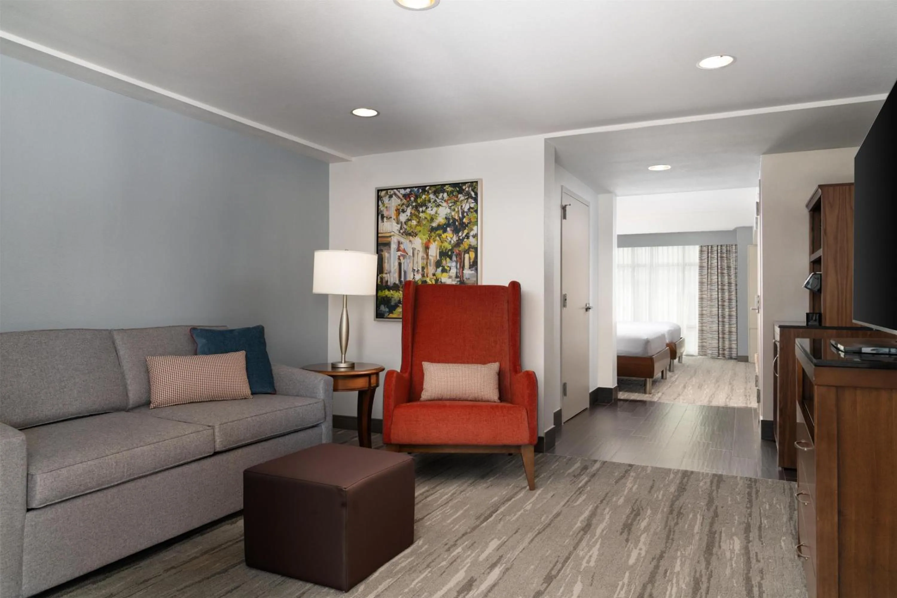 Living room in Hilton Garden Inn Charleston Waterfront/Downtown