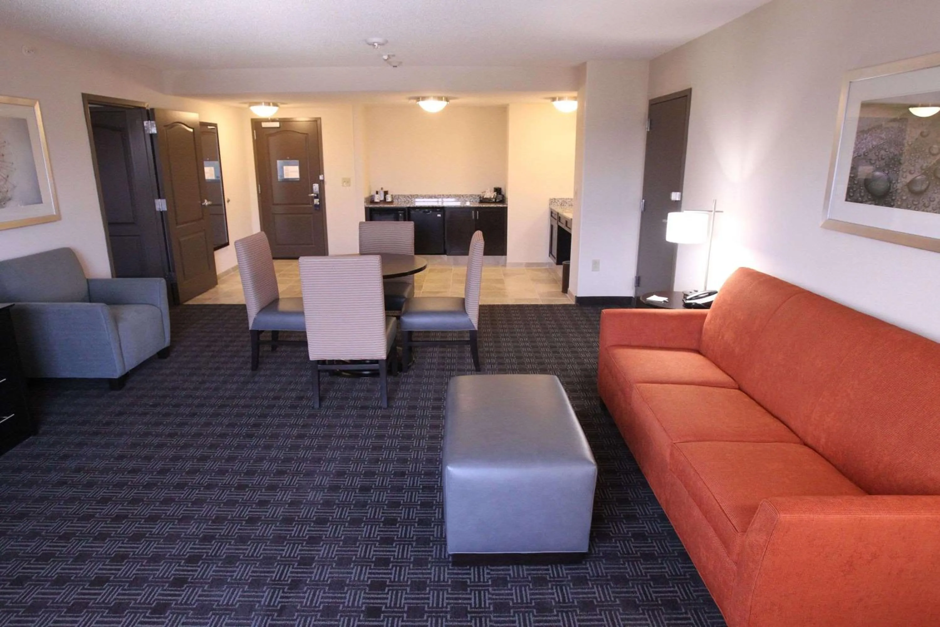 Living room in Hampton Inn & Suites Seneca-Clemson Area