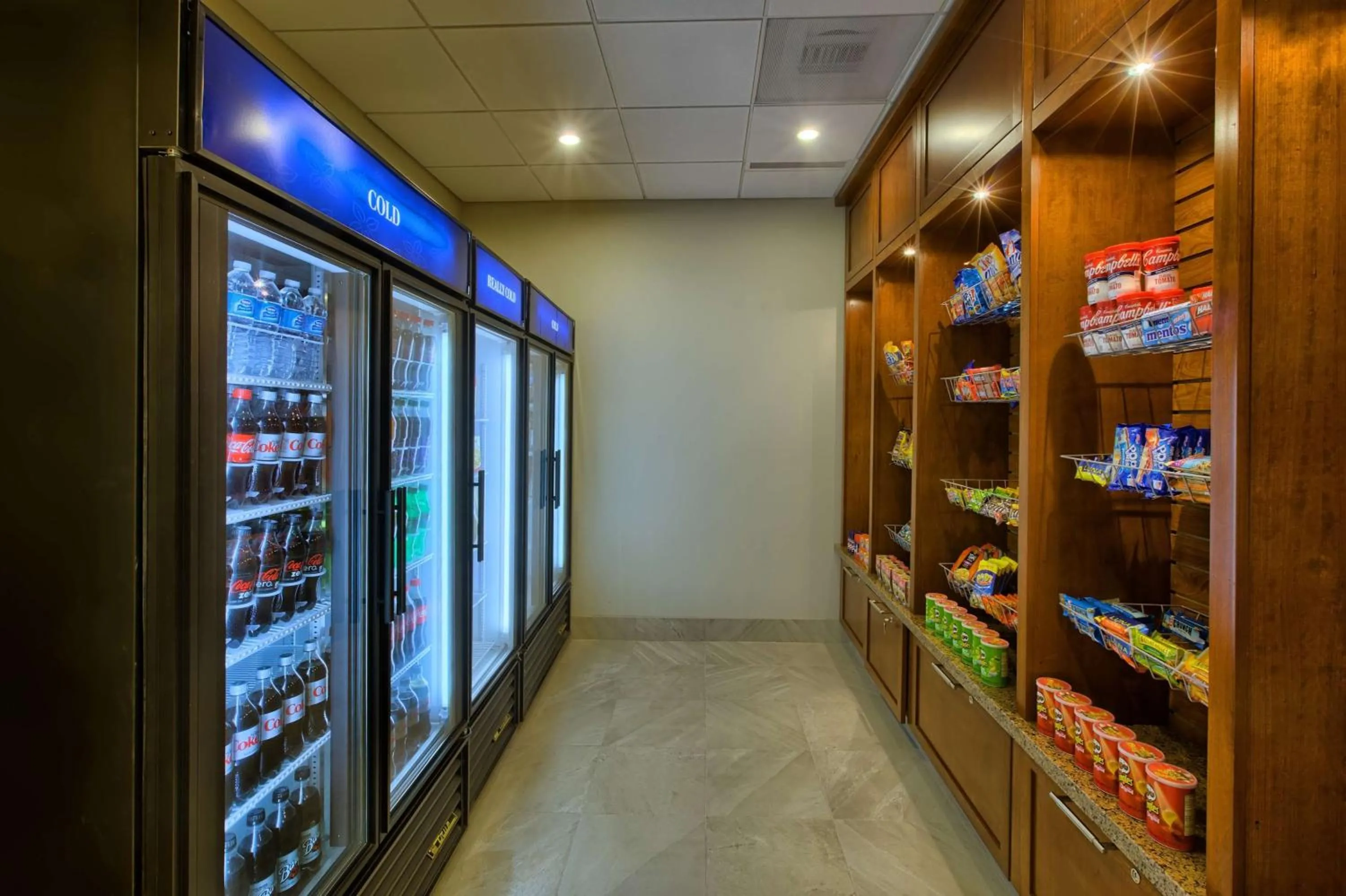 Restaurant/places to eat in Hilton Garden Inn Durham-University Medical Center