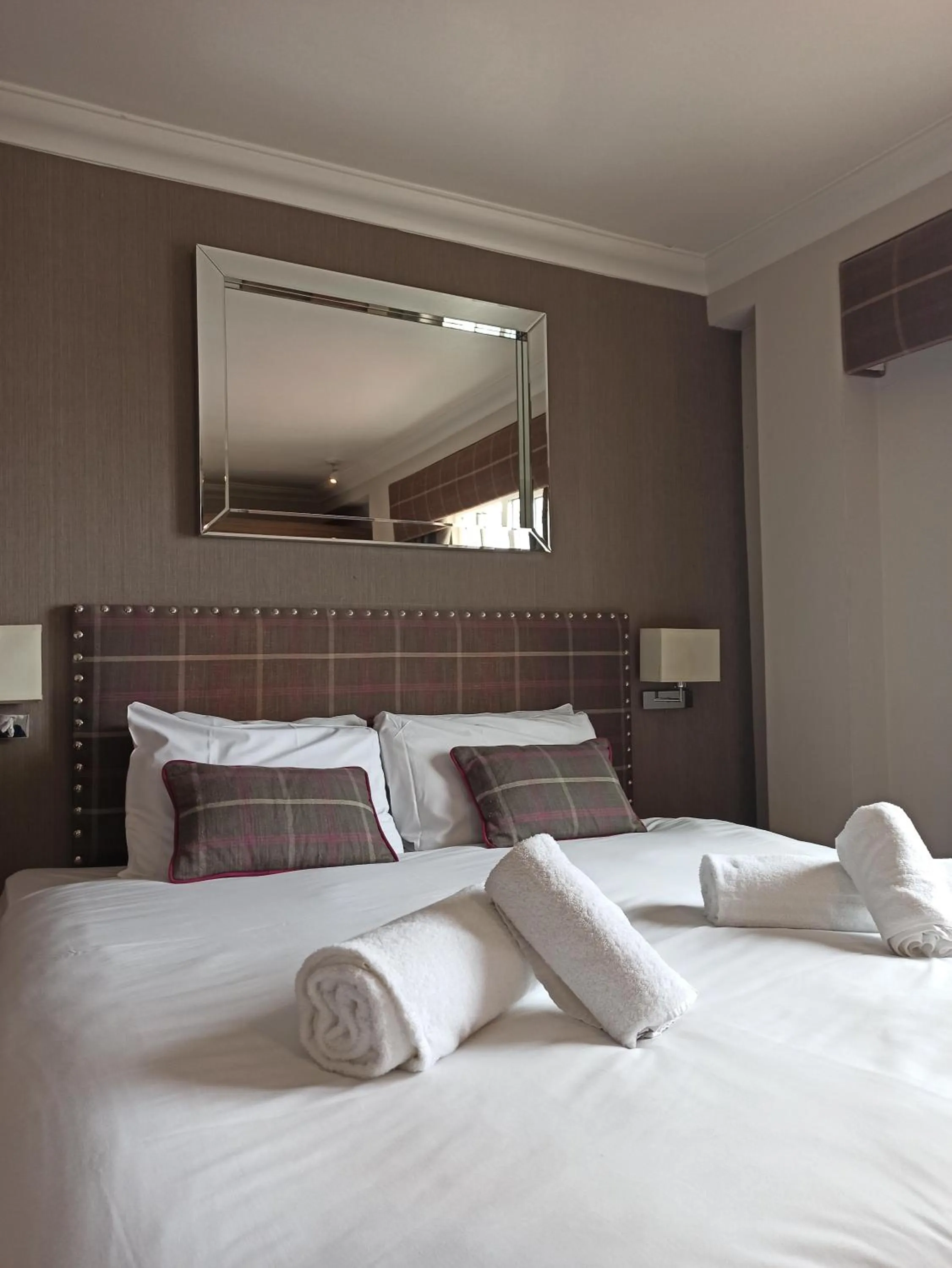 Bed in Anchor Hotel and Seabed Restaurant