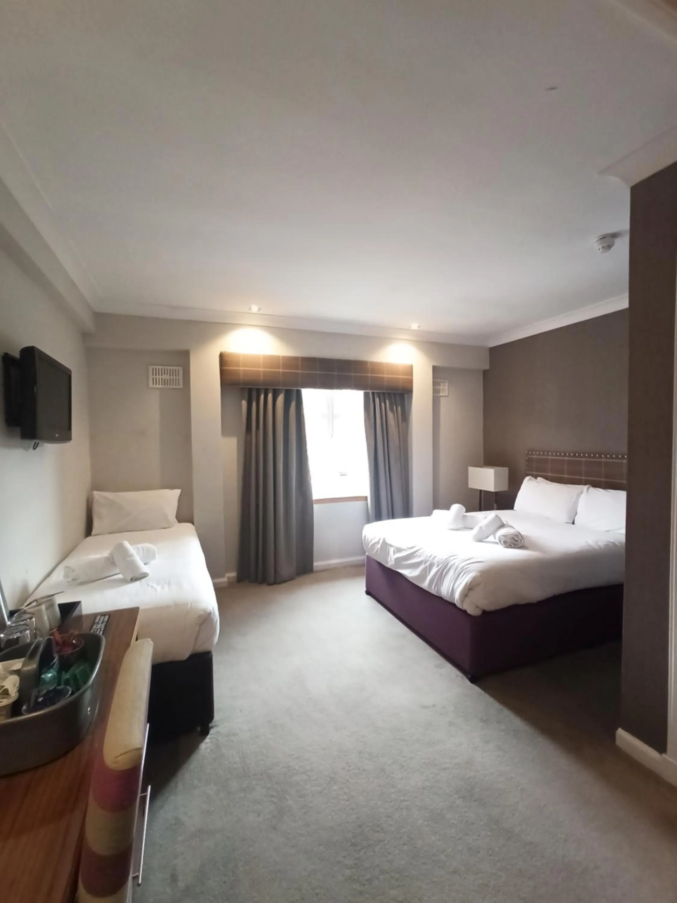 Bed in Anchor Hotel and Seabed Restaurant