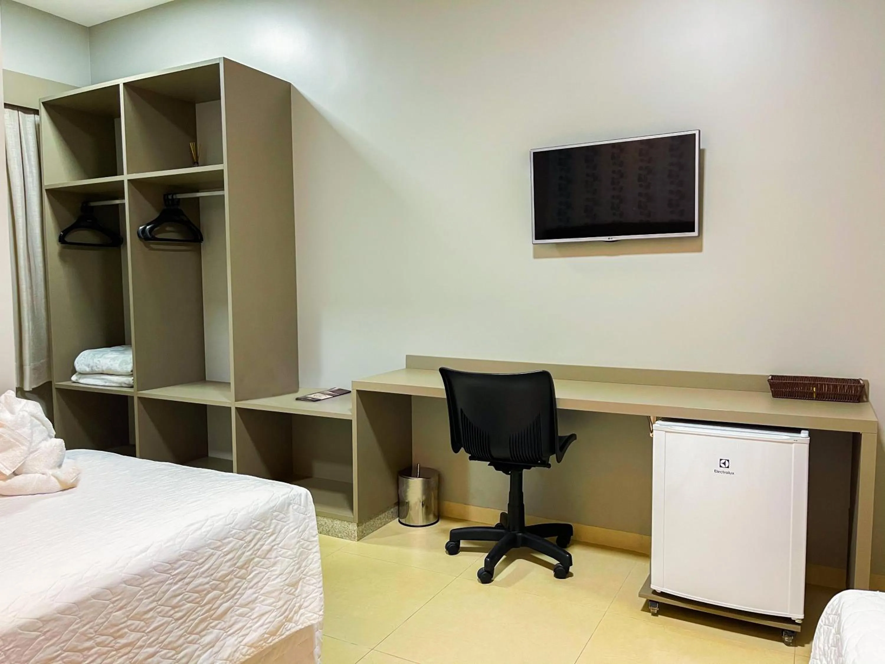 Bedroom, Bed in Hotel Mandino