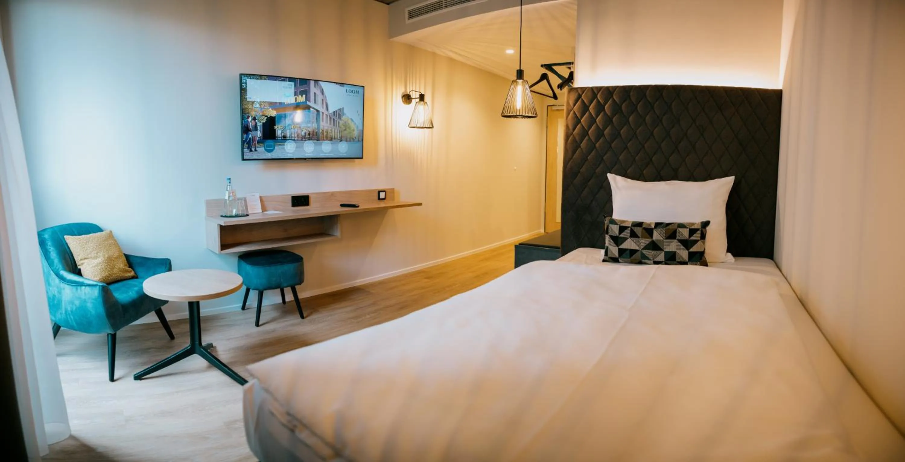 Single Room - single occupancy in LOOM Hotel & Skybar